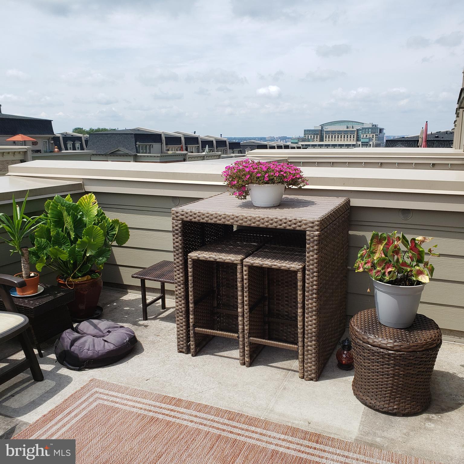 POTOMAC OVERLOOK AT NATIONAL HARBOR - Residential