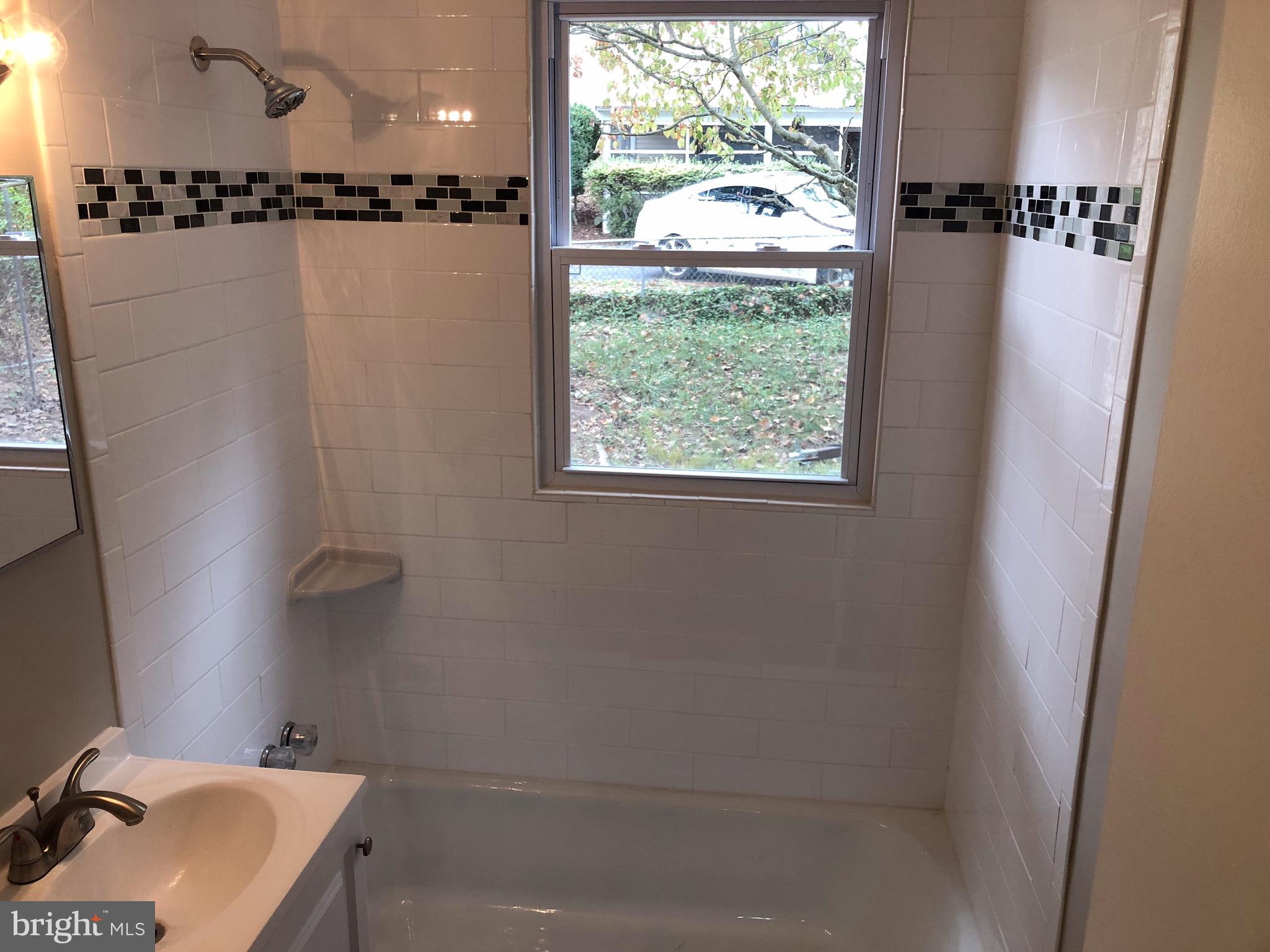 CLINTON - Residential