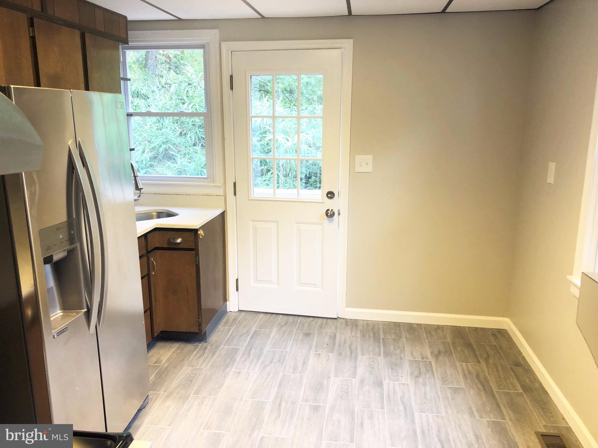 CLINTON - Residential