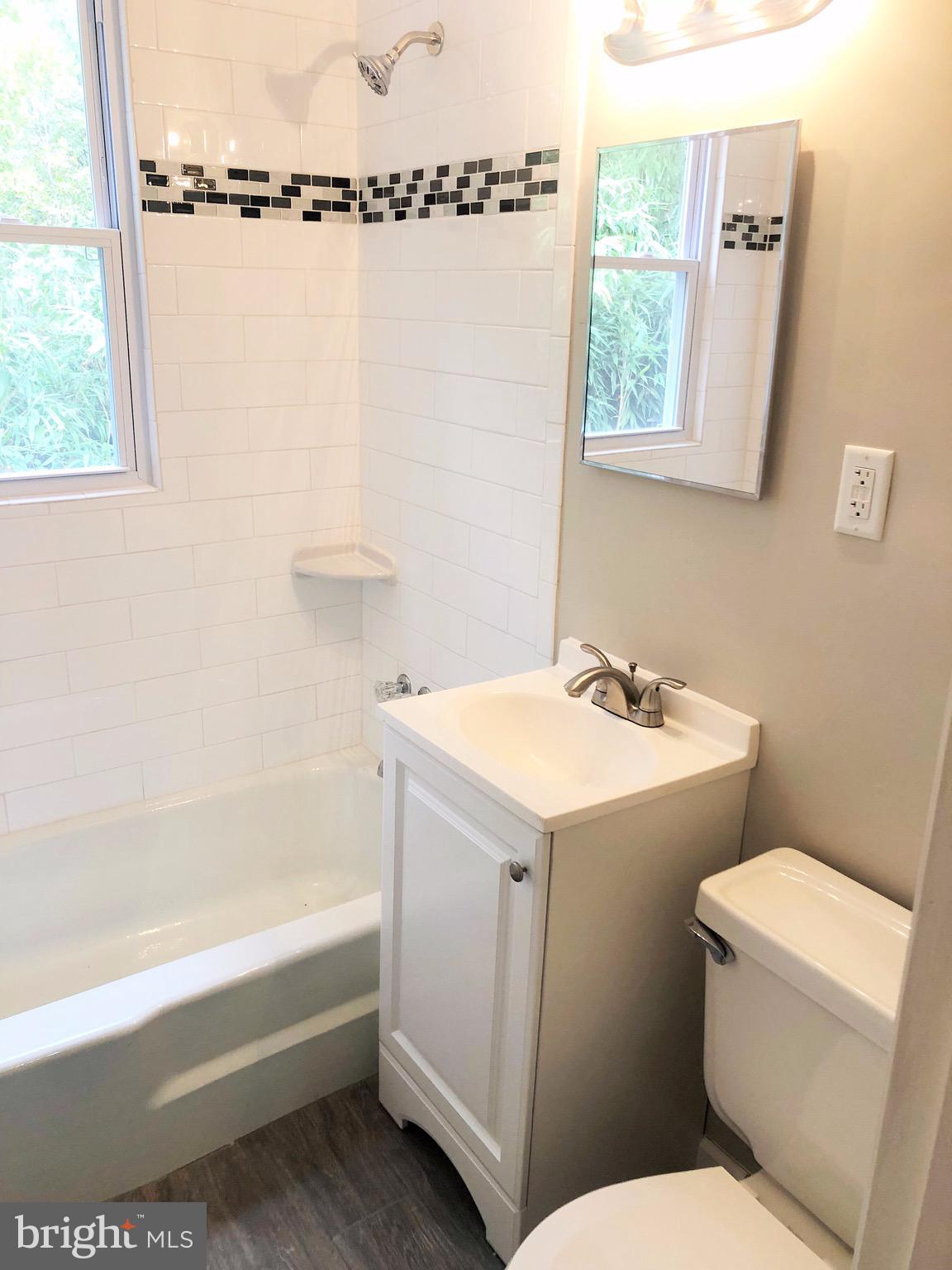 CLINTON - Residential