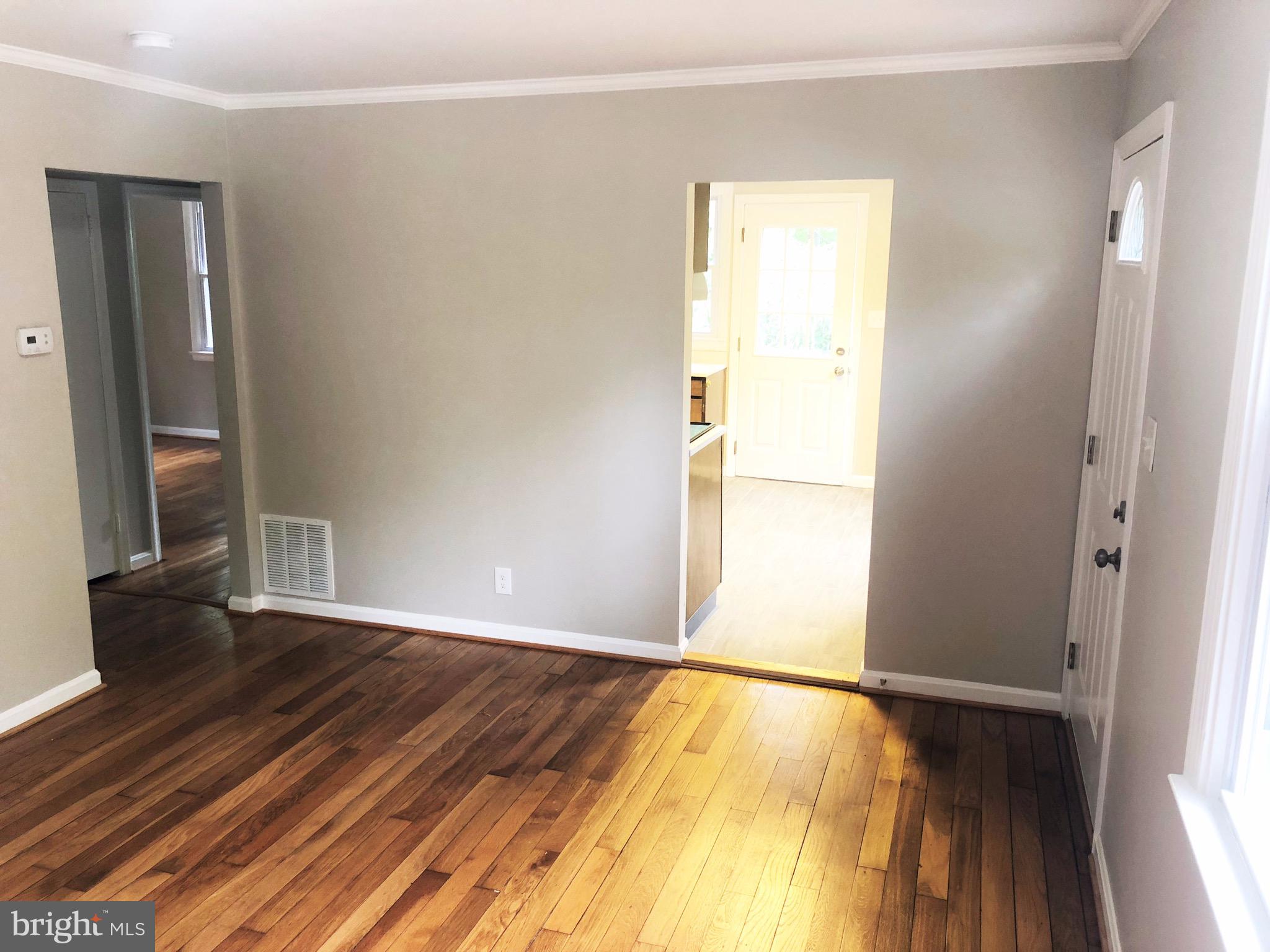 CLINTON - Residential