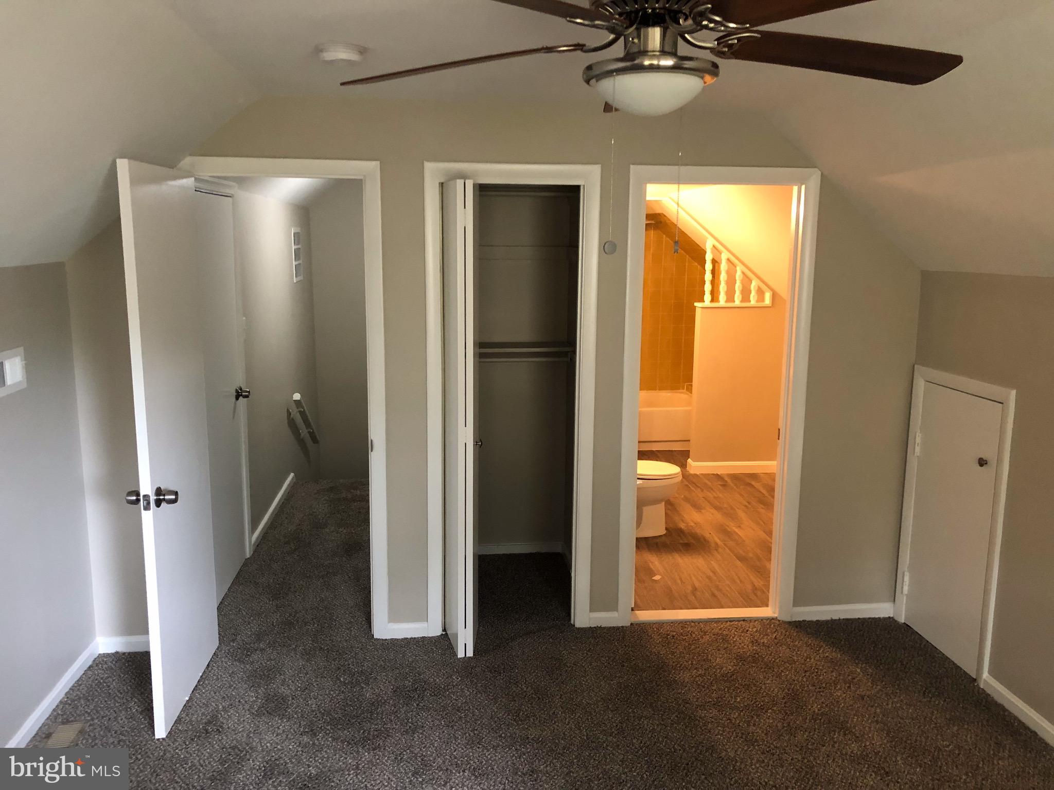 CLINTON - Residential