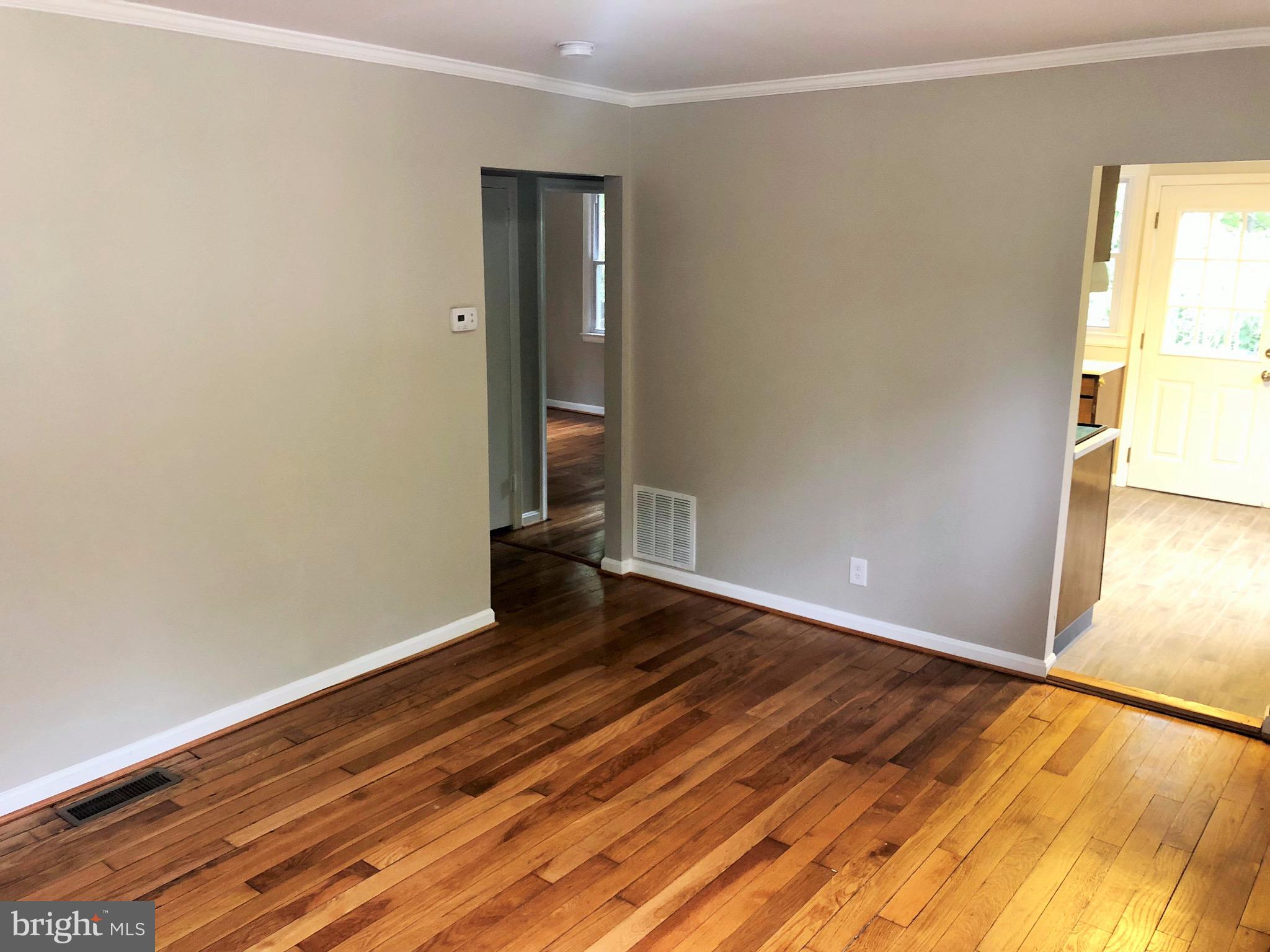 CLINTON - Residential