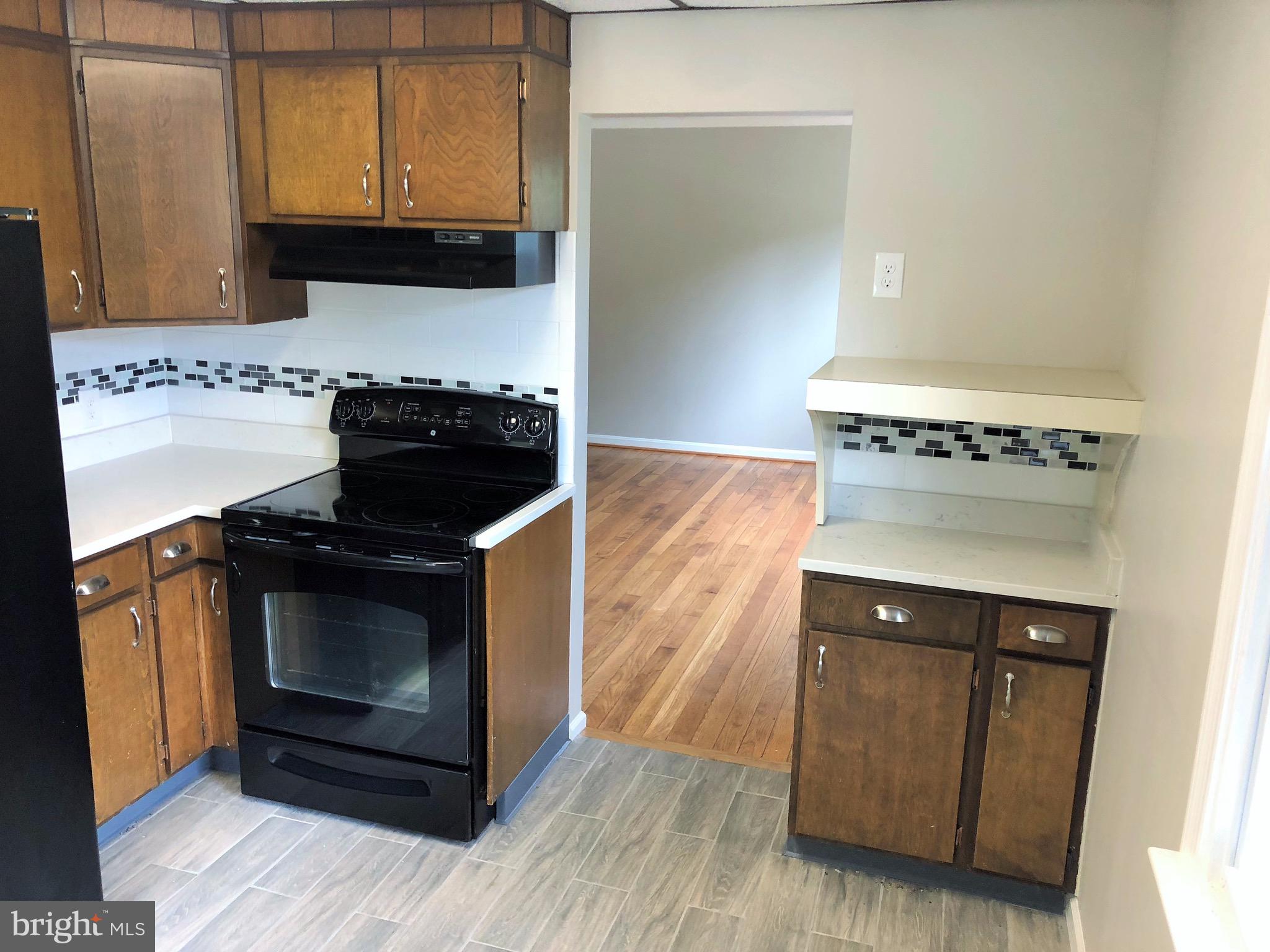 CLINTON - Residential