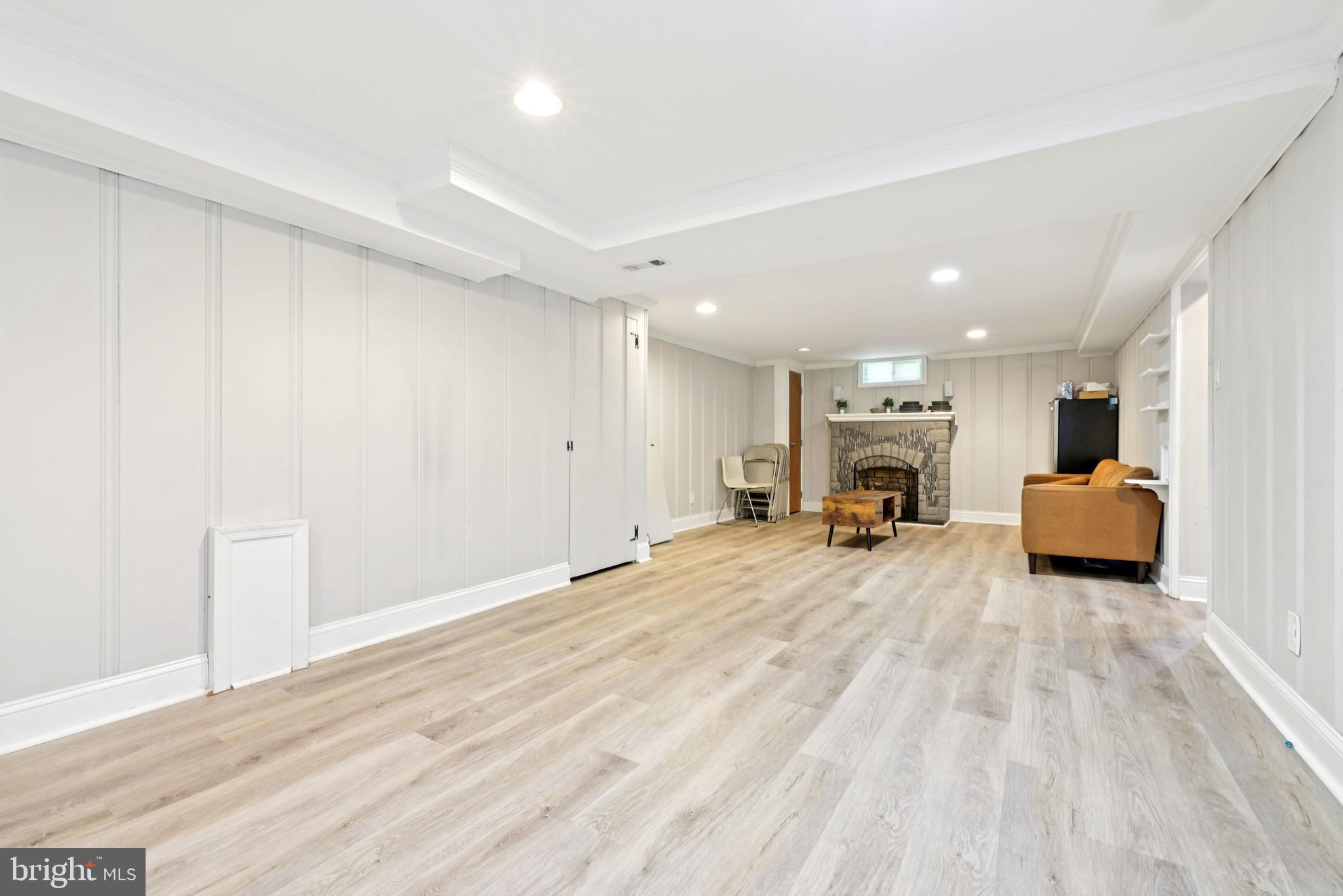 HAWTHORNE - Residential