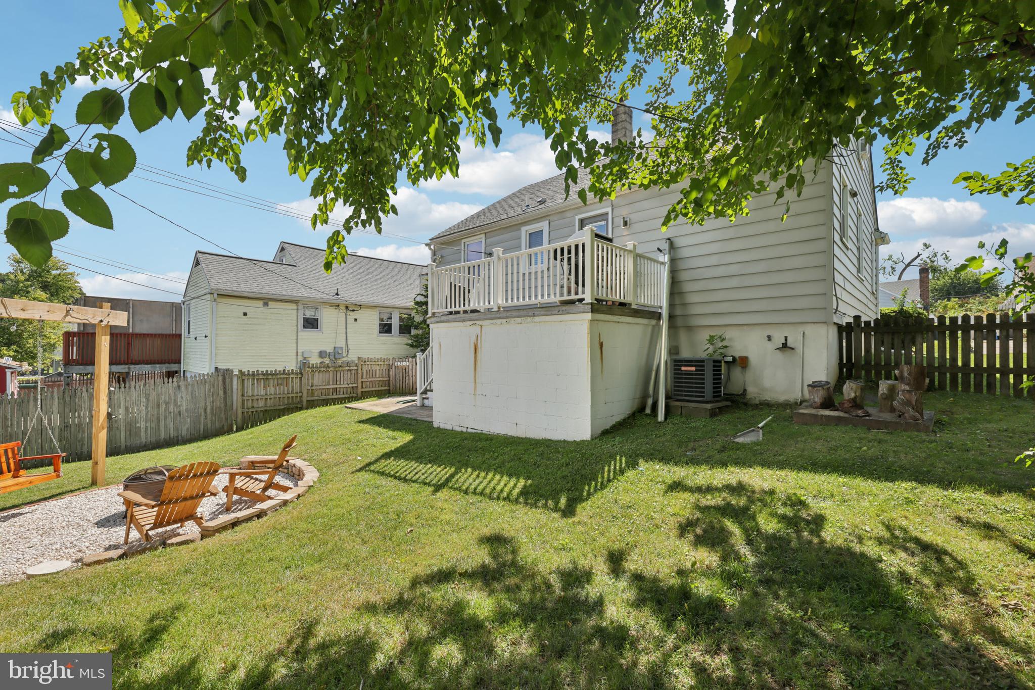 HAWTHORNE - Residential