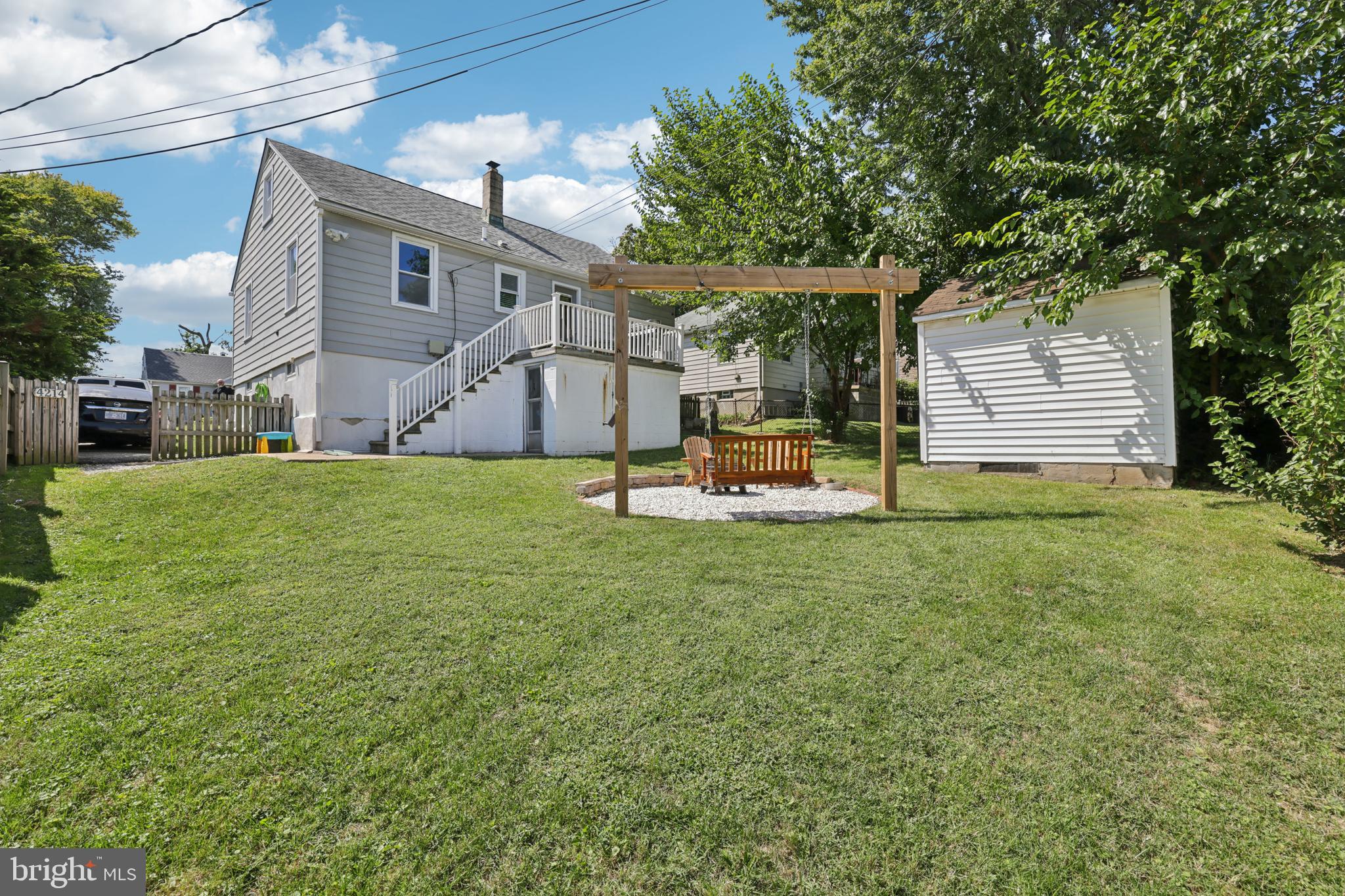 HAWTHORNE - Residential