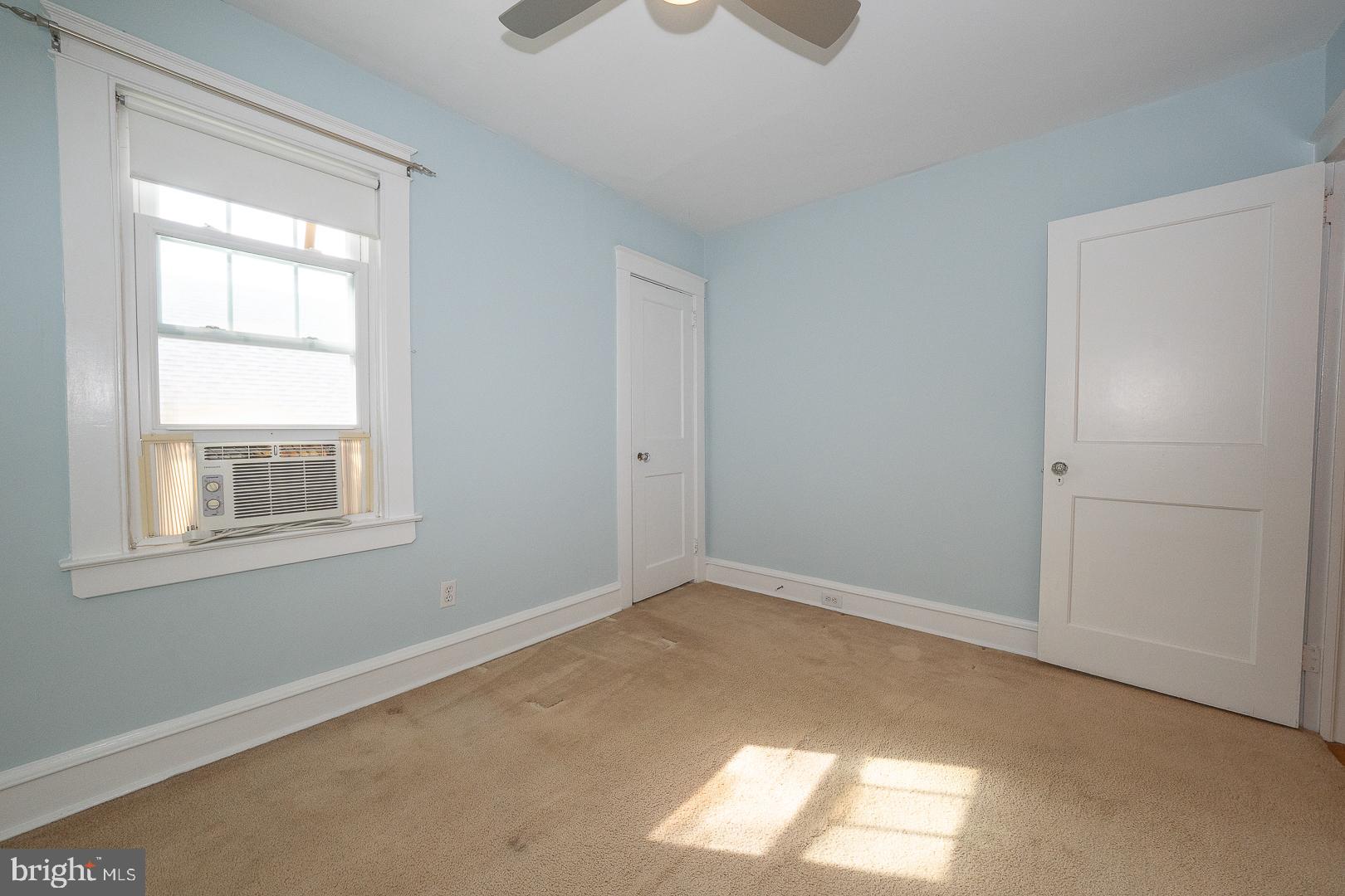 OAKMONT - Residential Lease