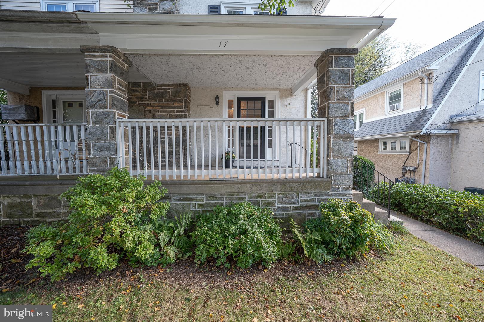 OAKMONT - Residential Lease