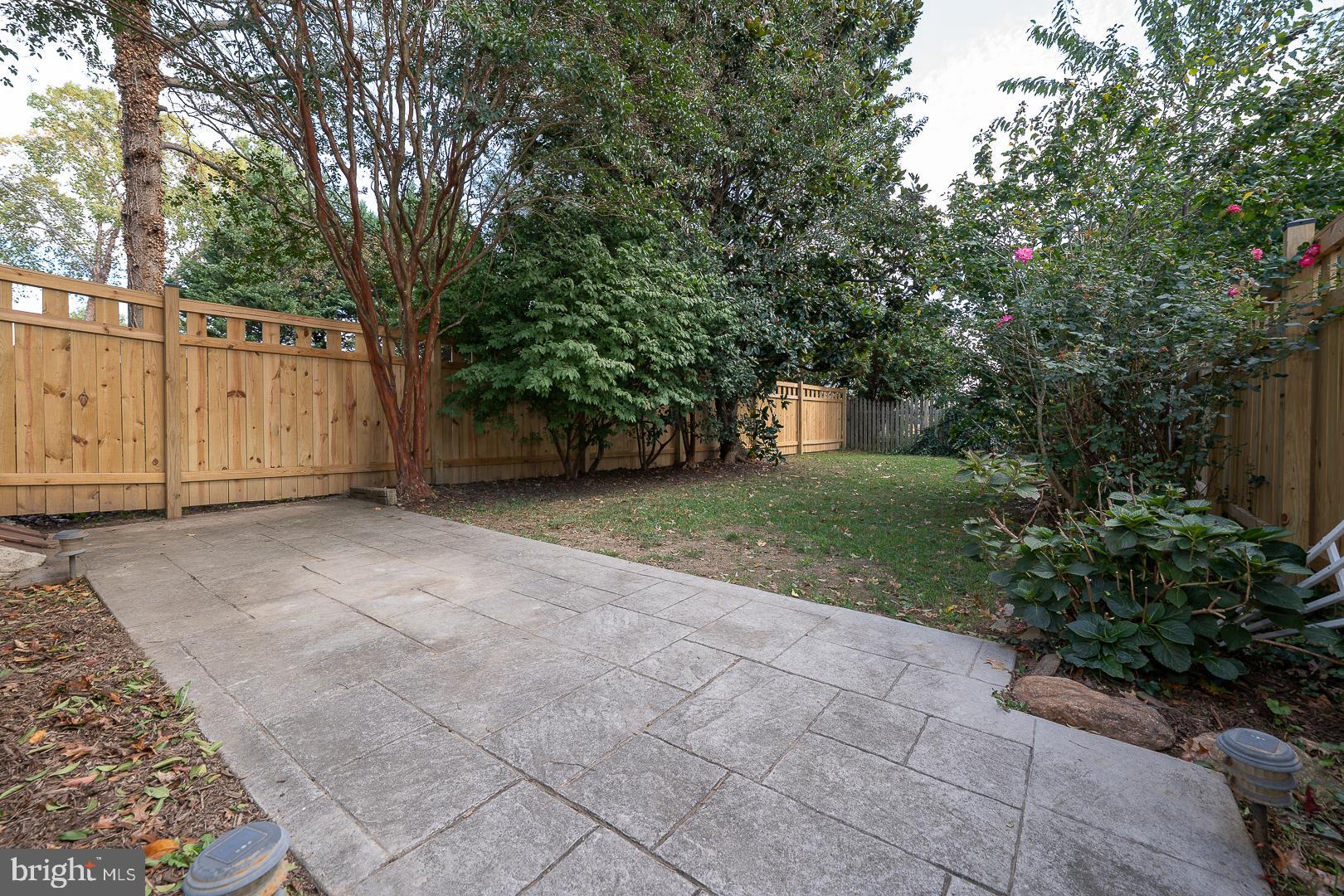 OAKMONT - Residential Lease