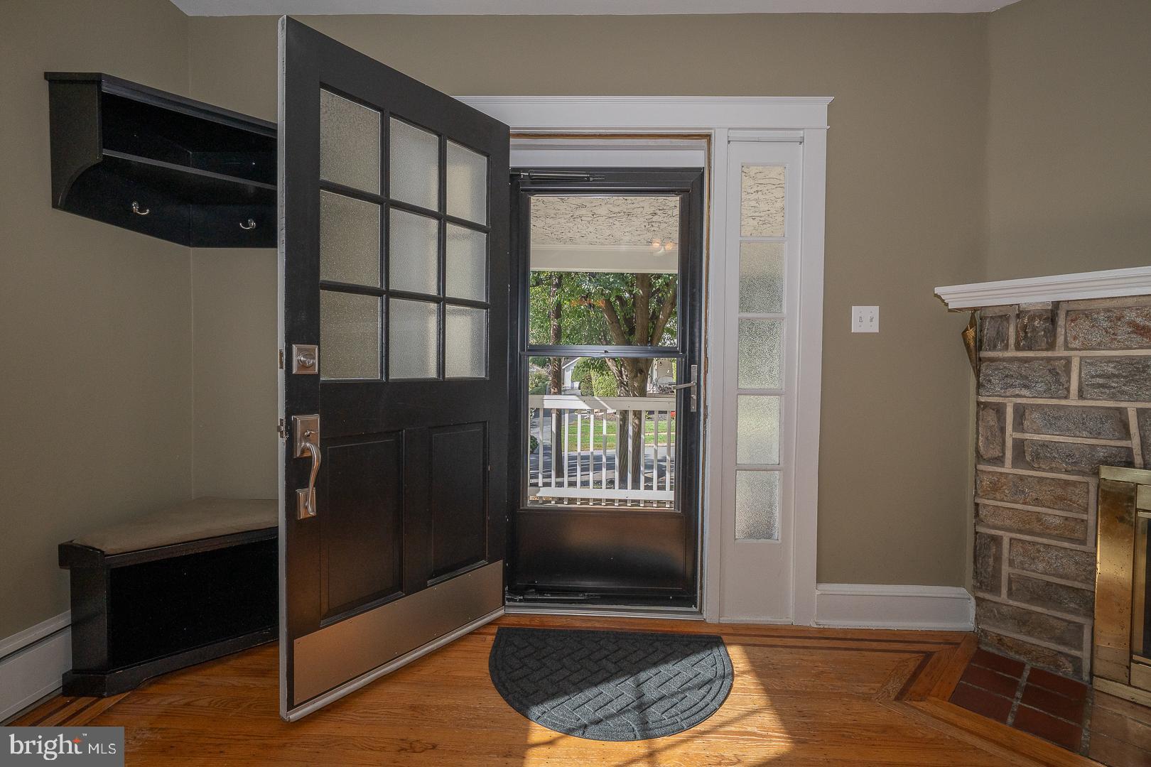 OAKMONT - Residential Lease