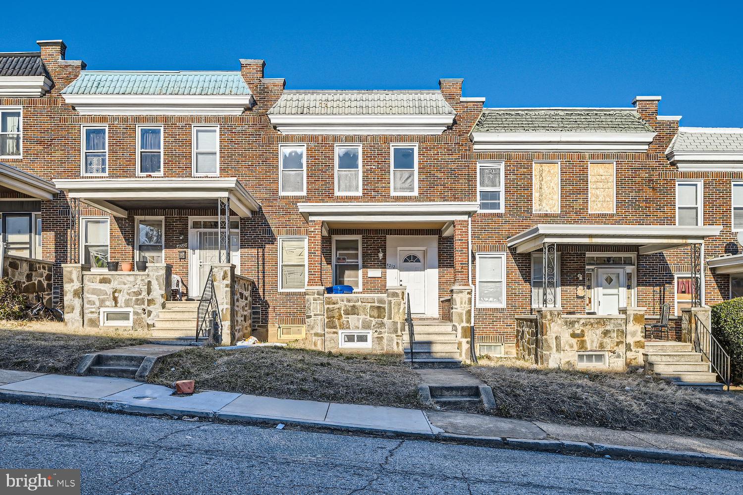 PERFECT INVESTMENT OPPORTUNITY! Light updates needed on this 5 bedroom 2 bathroom home! Located on a beautiful and quiet street in one of Baltimores best neighborhoods! Perfect for a seasoned or firs time investor. Or if you are an investor our team specializes in helping investors purchase properties in Baltimore city, call today!