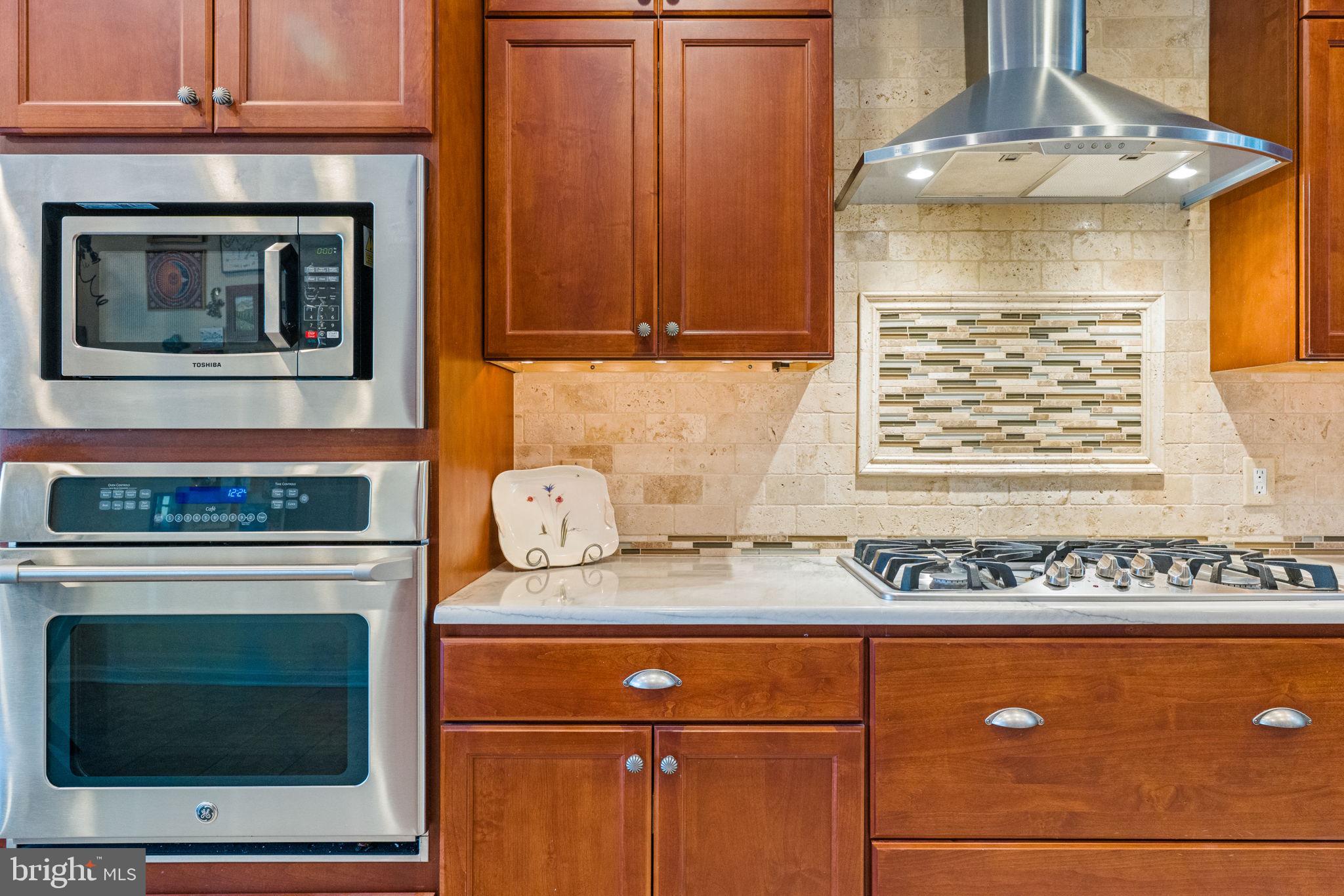 TRADITIONS AT WASH - Residential