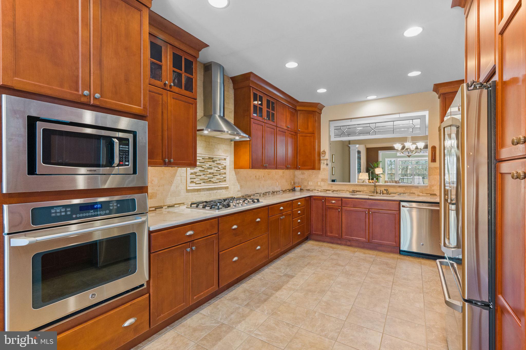 TRADITIONS AT WASH - Residential