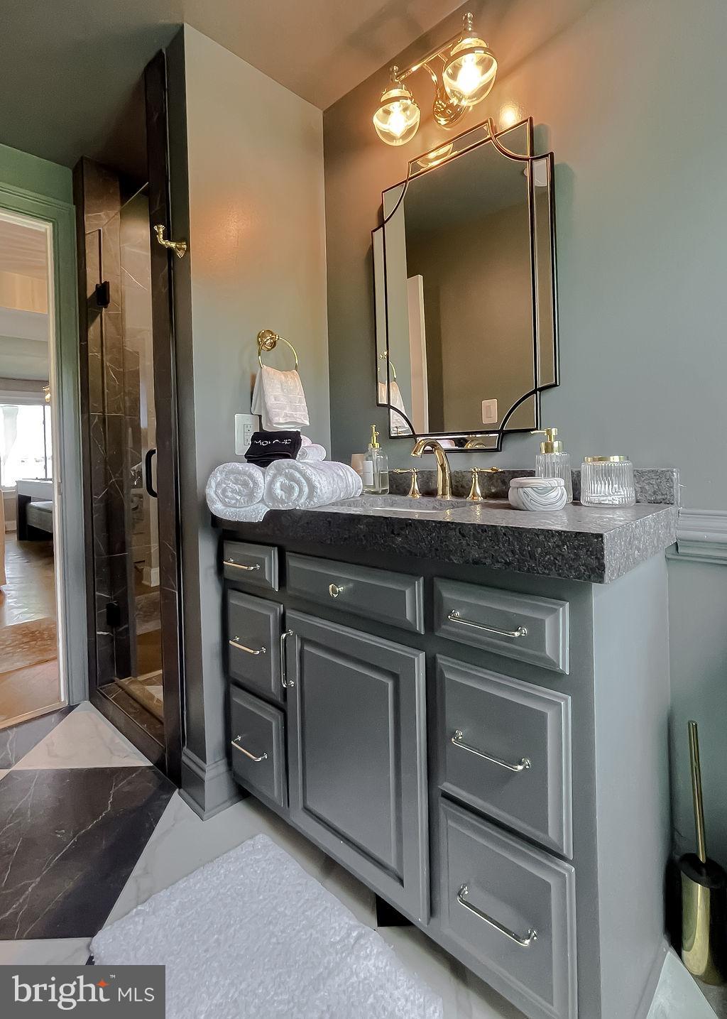 ESPERANZA FARMS - Residential