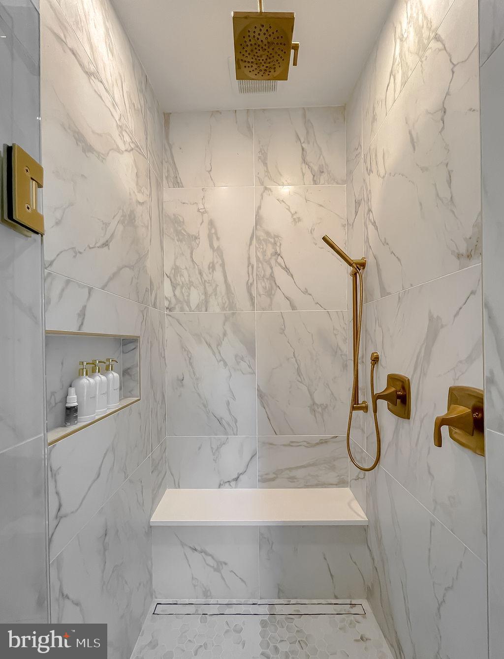 ESPERANZA FARMS - Residential