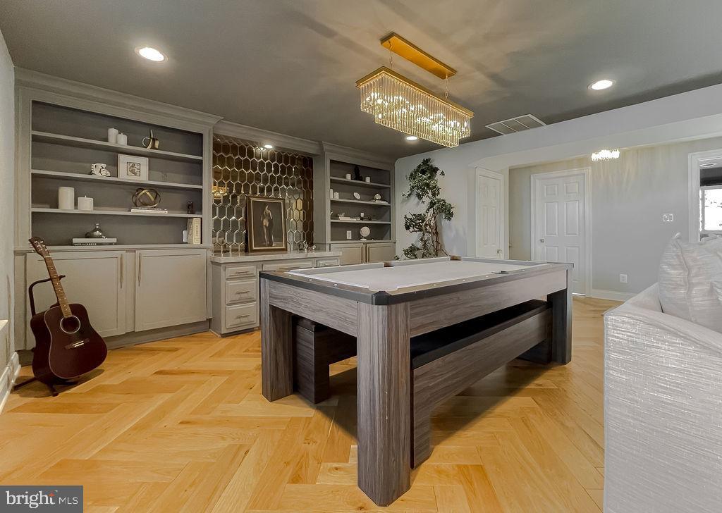 ESPERANZA FARMS - Residential