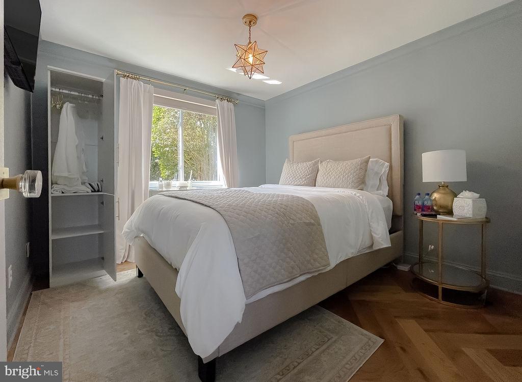 ESPERANZA FARMS - Residential