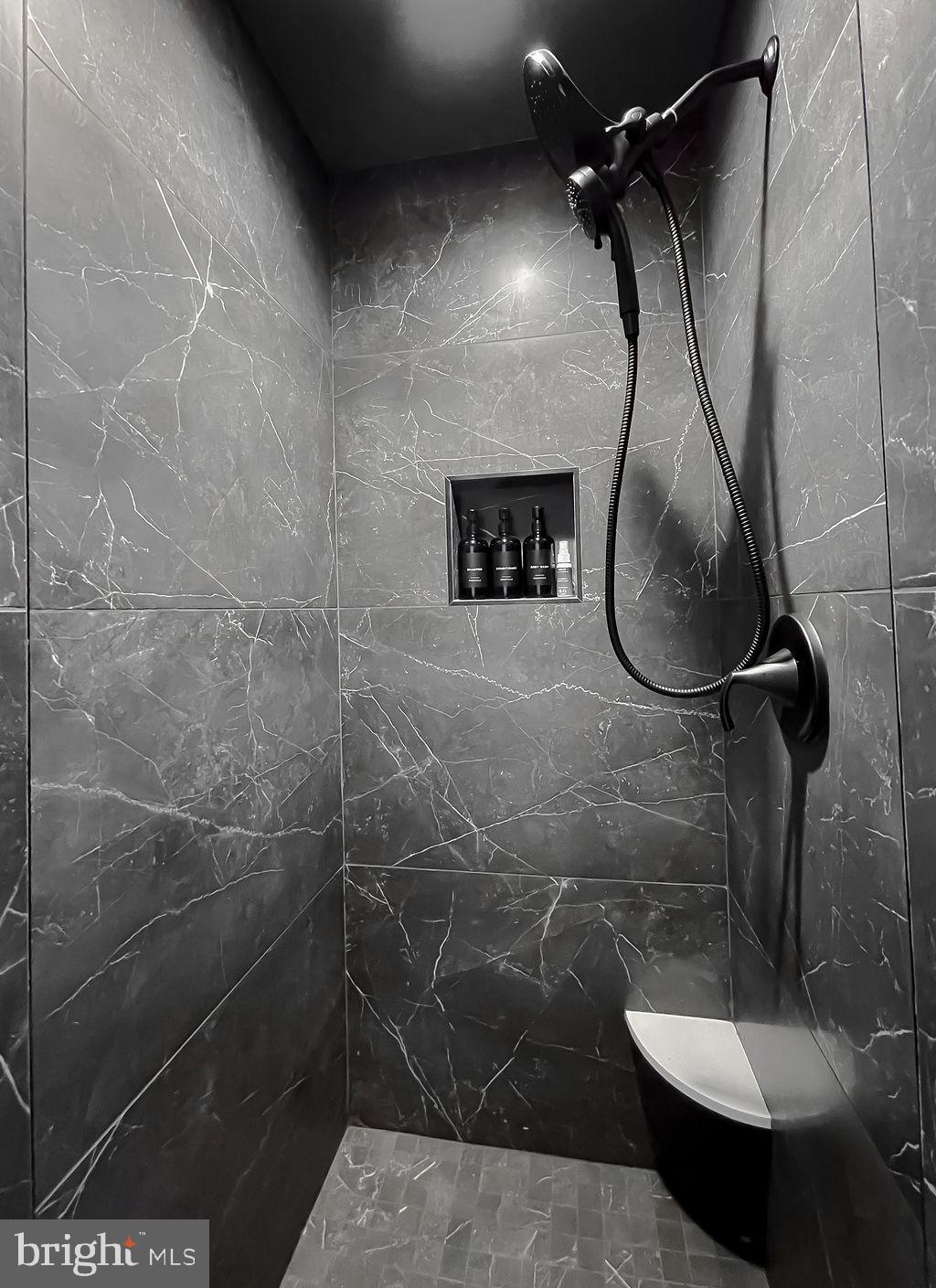 ESPERANZA FARMS - Residential