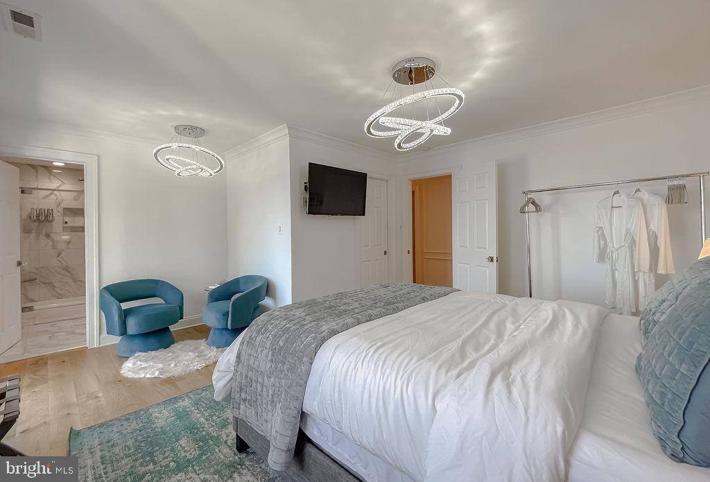 ESPERANZA FARMS - Residential