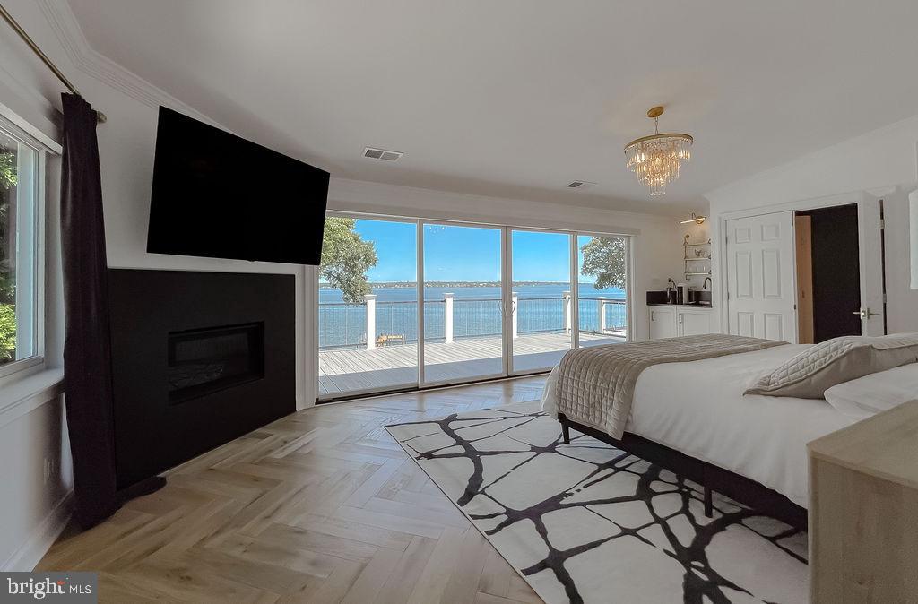 ESPERANZA FARMS - Residential