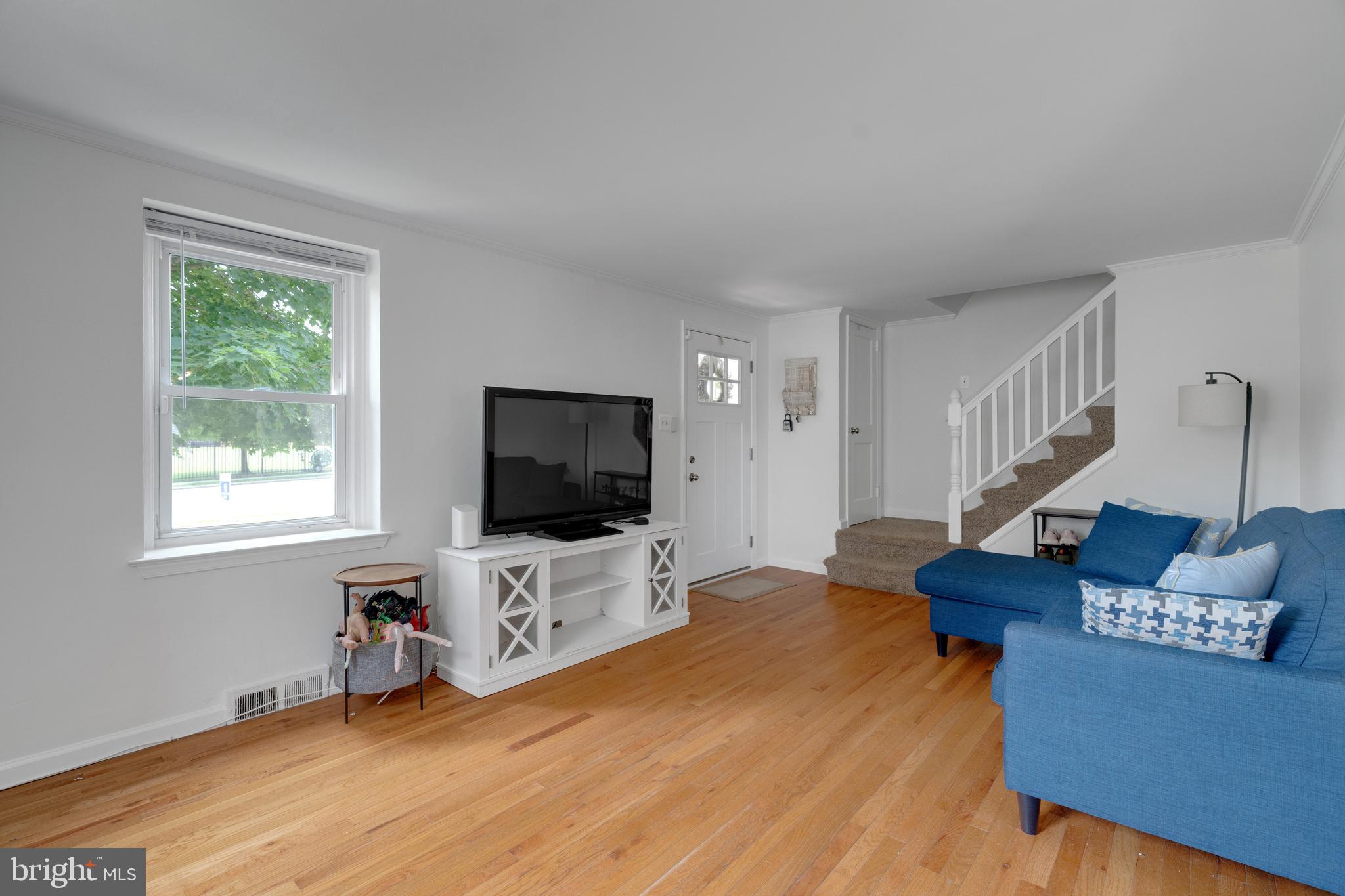 45 W WOODLAND AVENUE