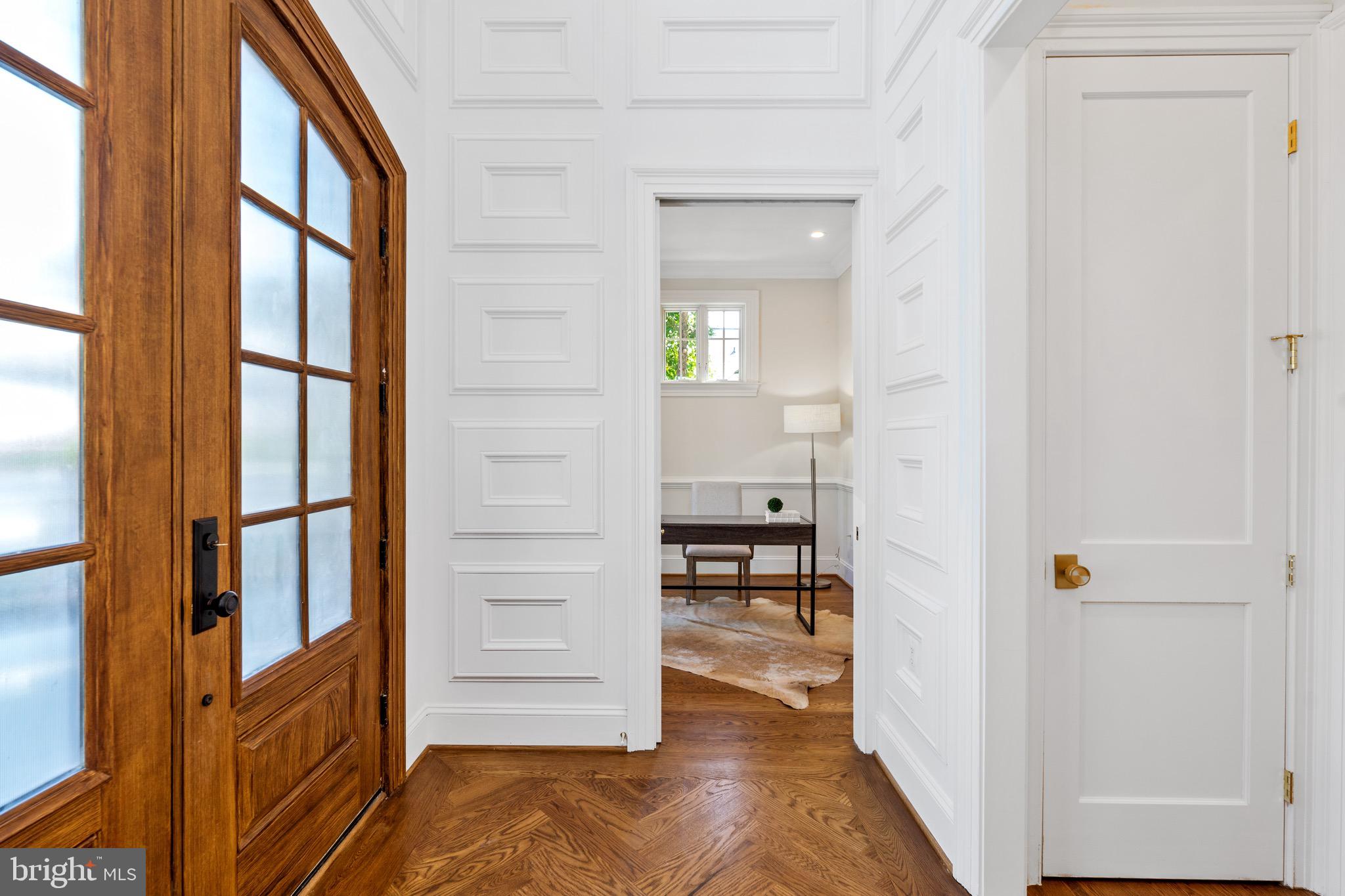 CHEVY CHASE - Residential