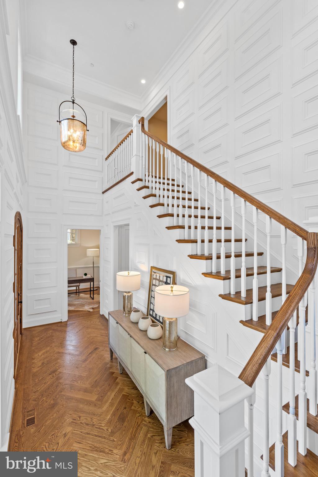 CHEVY CHASE - Residential