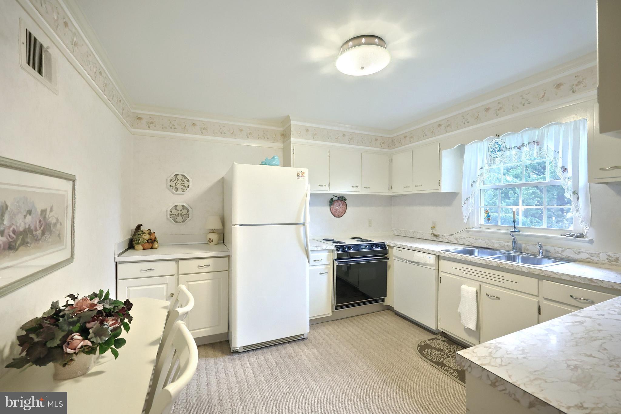 EAST YORK - Residential