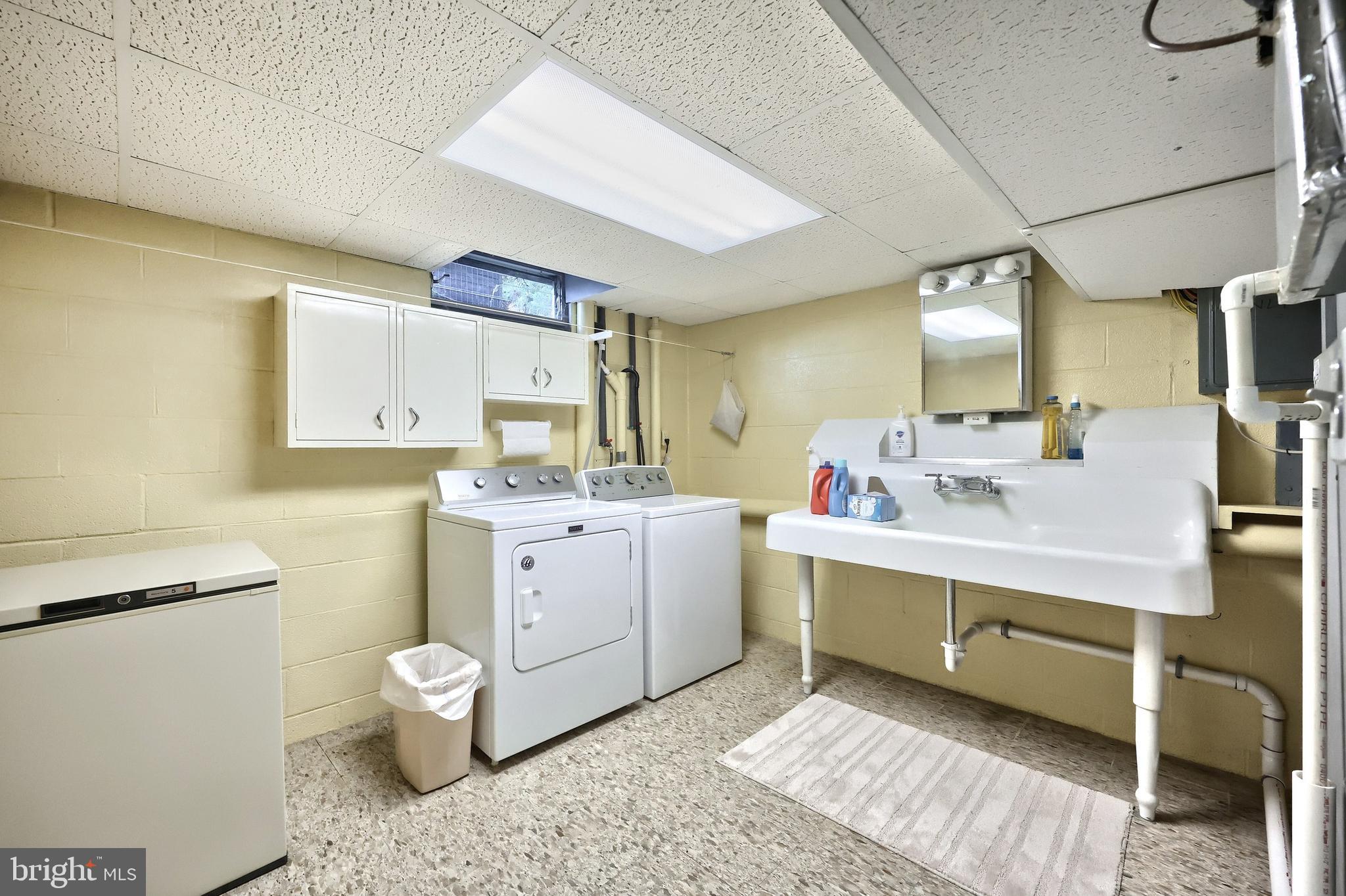 EAST YORK - Residential