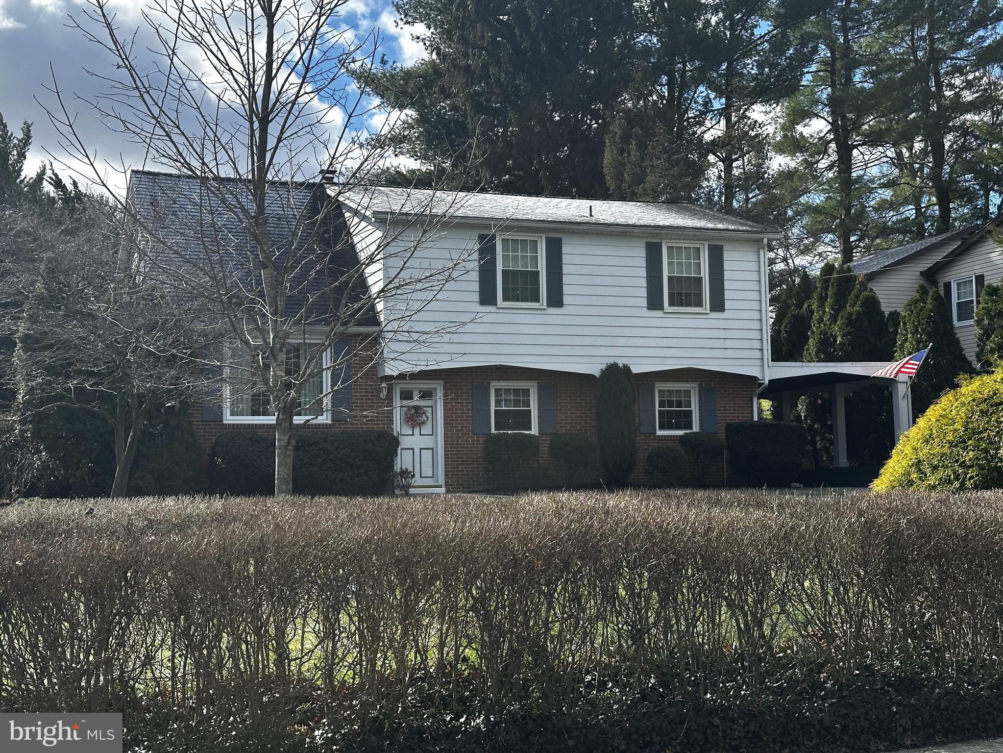 4256 LIVINGSTONE DRIVE