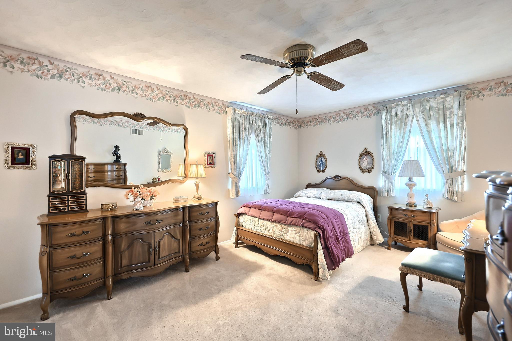 EAST YORK - Residential