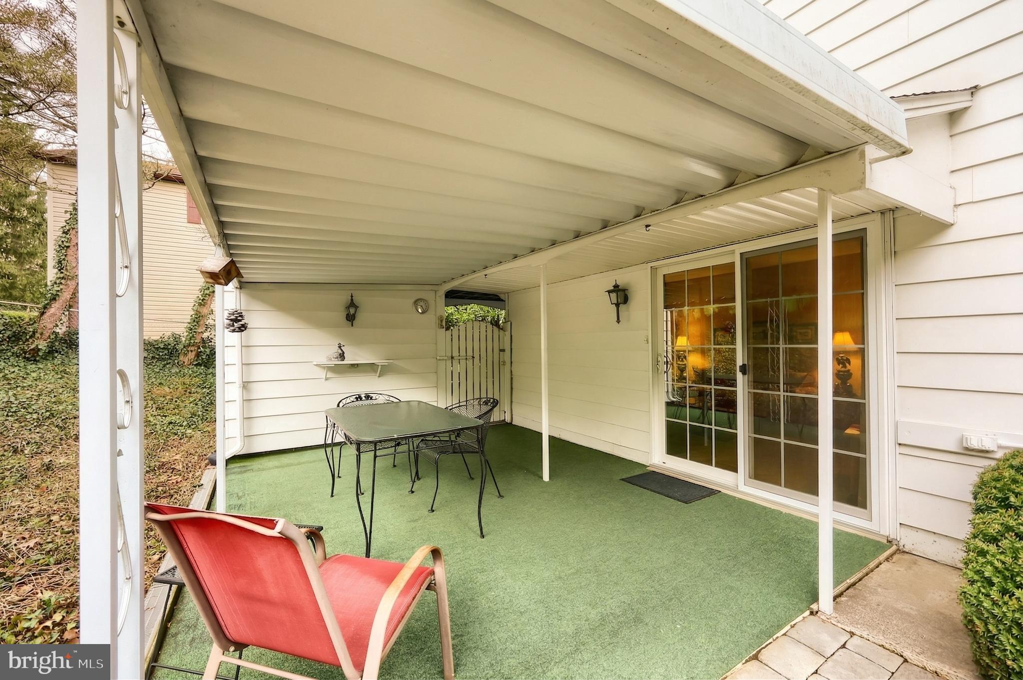 EAST YORK - Residential