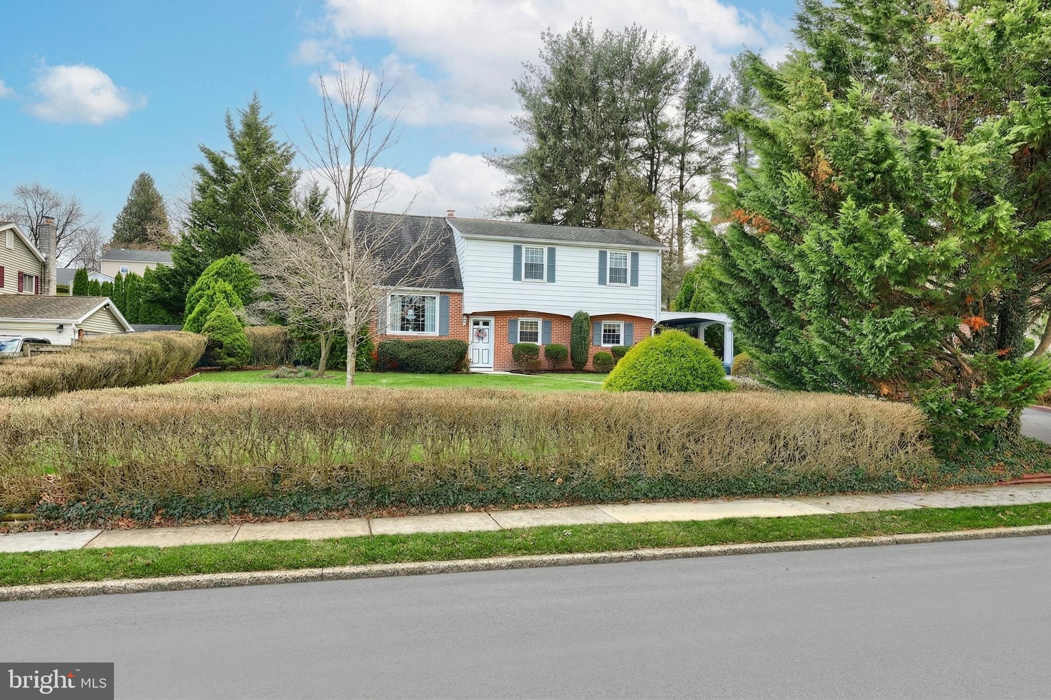 EAST YORK - Residential