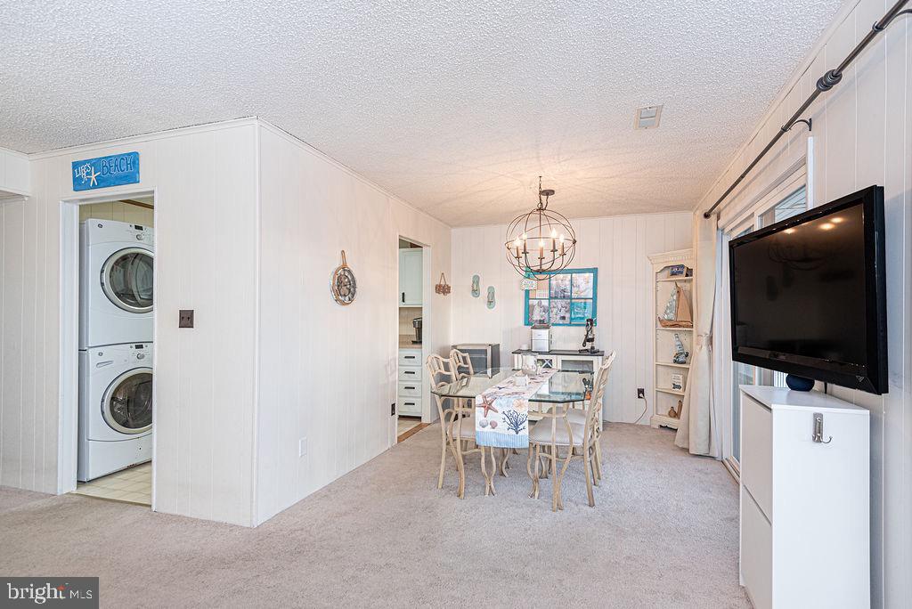 717 BRADLEY ROAD A A20204