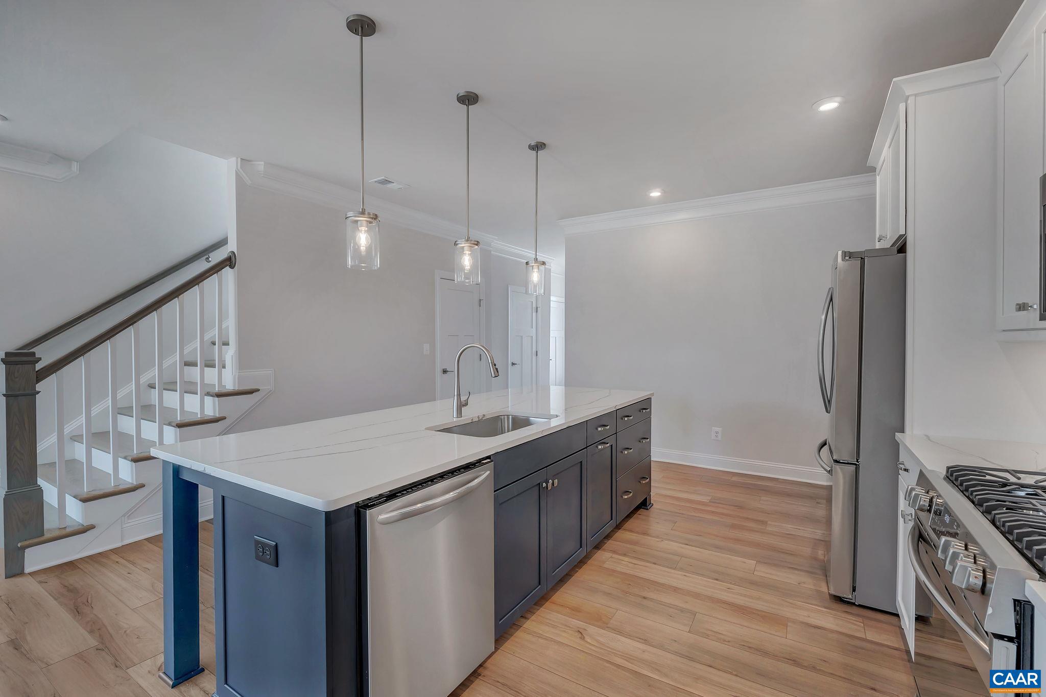 SPRING CREEK - Residential