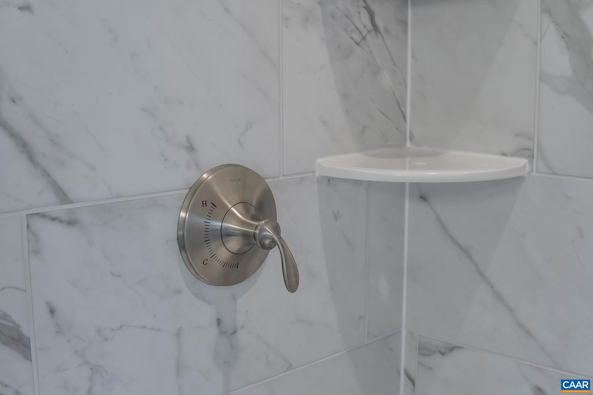 SPRING CREEK - Residential