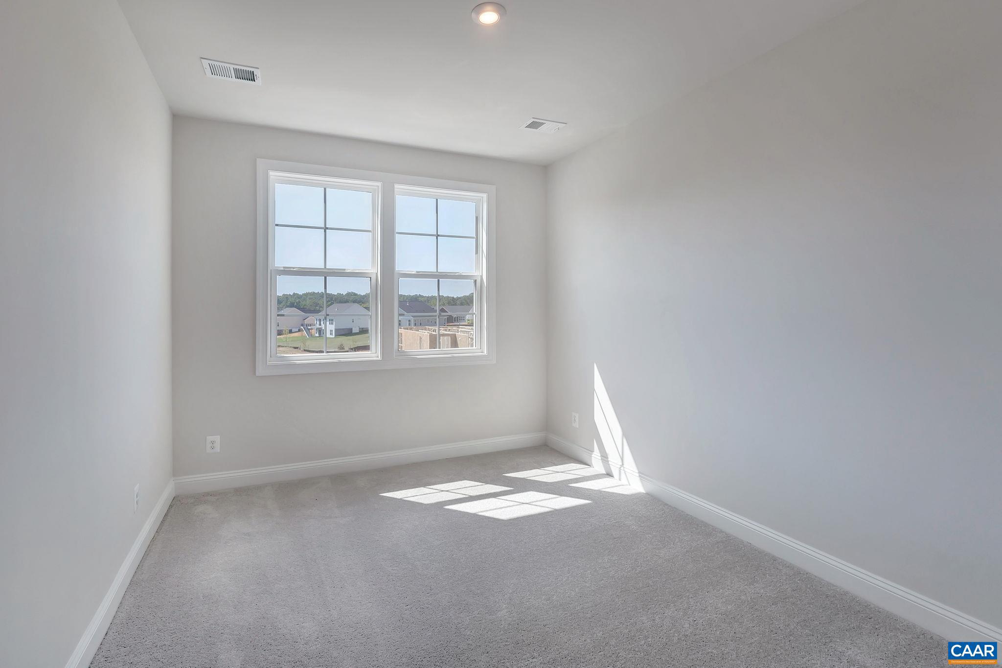 SPRING CREEK - Residential