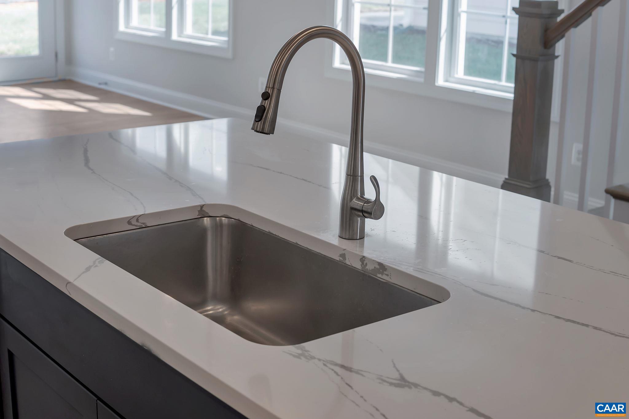 SPRING CREEK - Residential