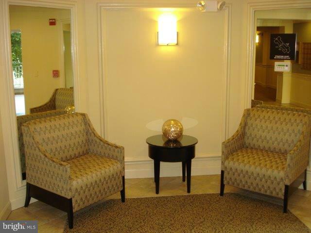 STRATFORD - Residential Lease