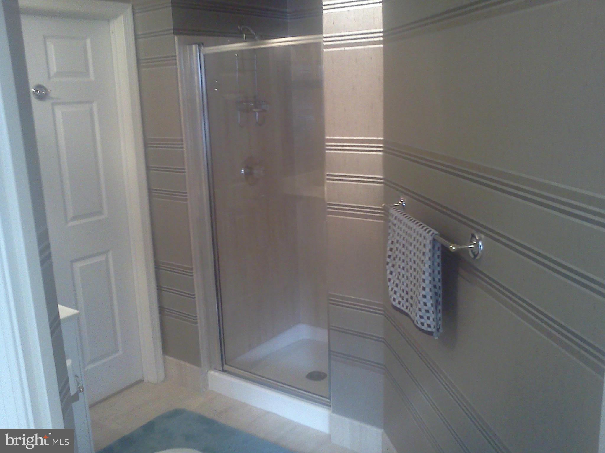 STRATFORD - Residential Lease