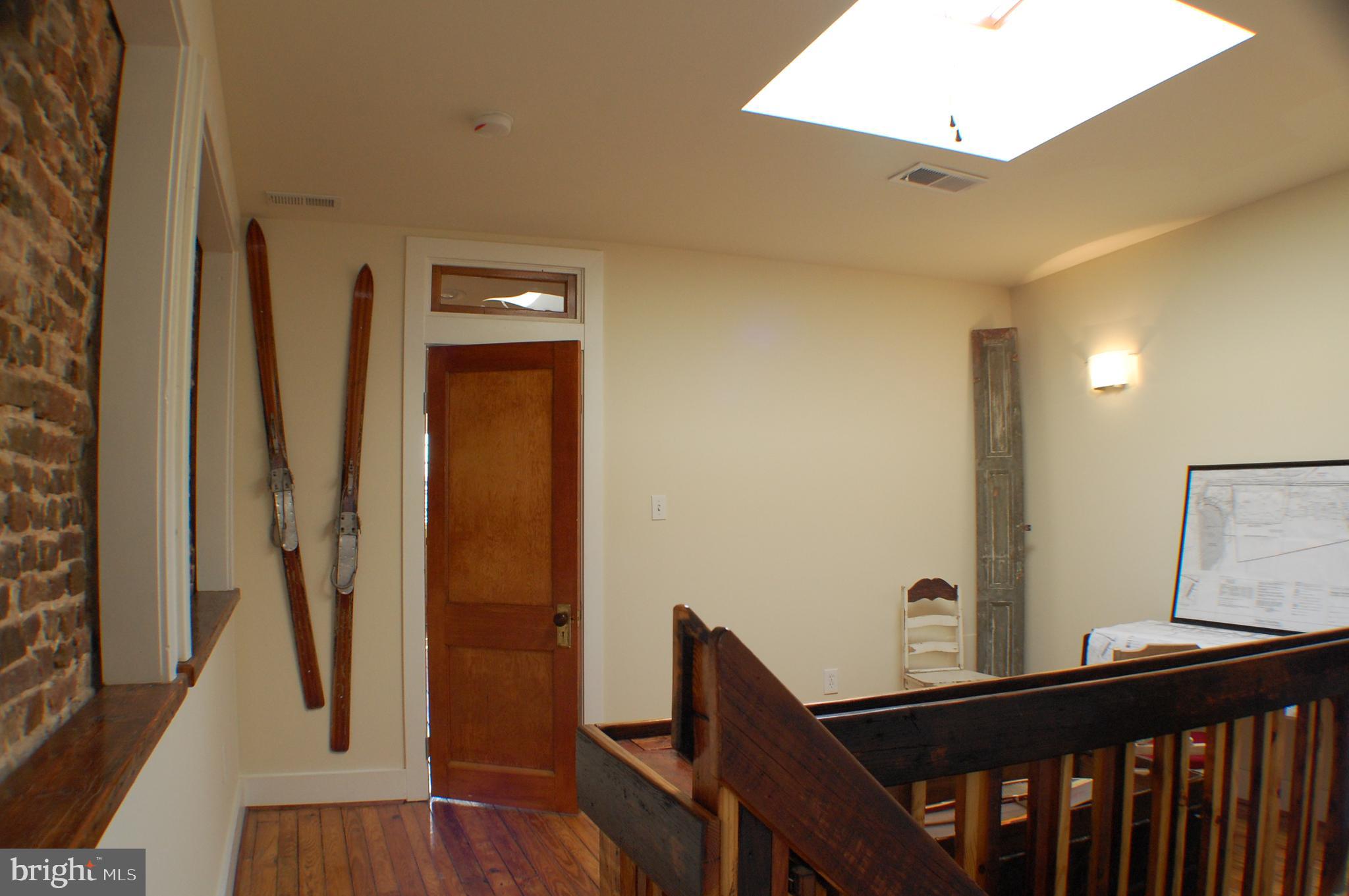 WESTPORT - Residential Lease