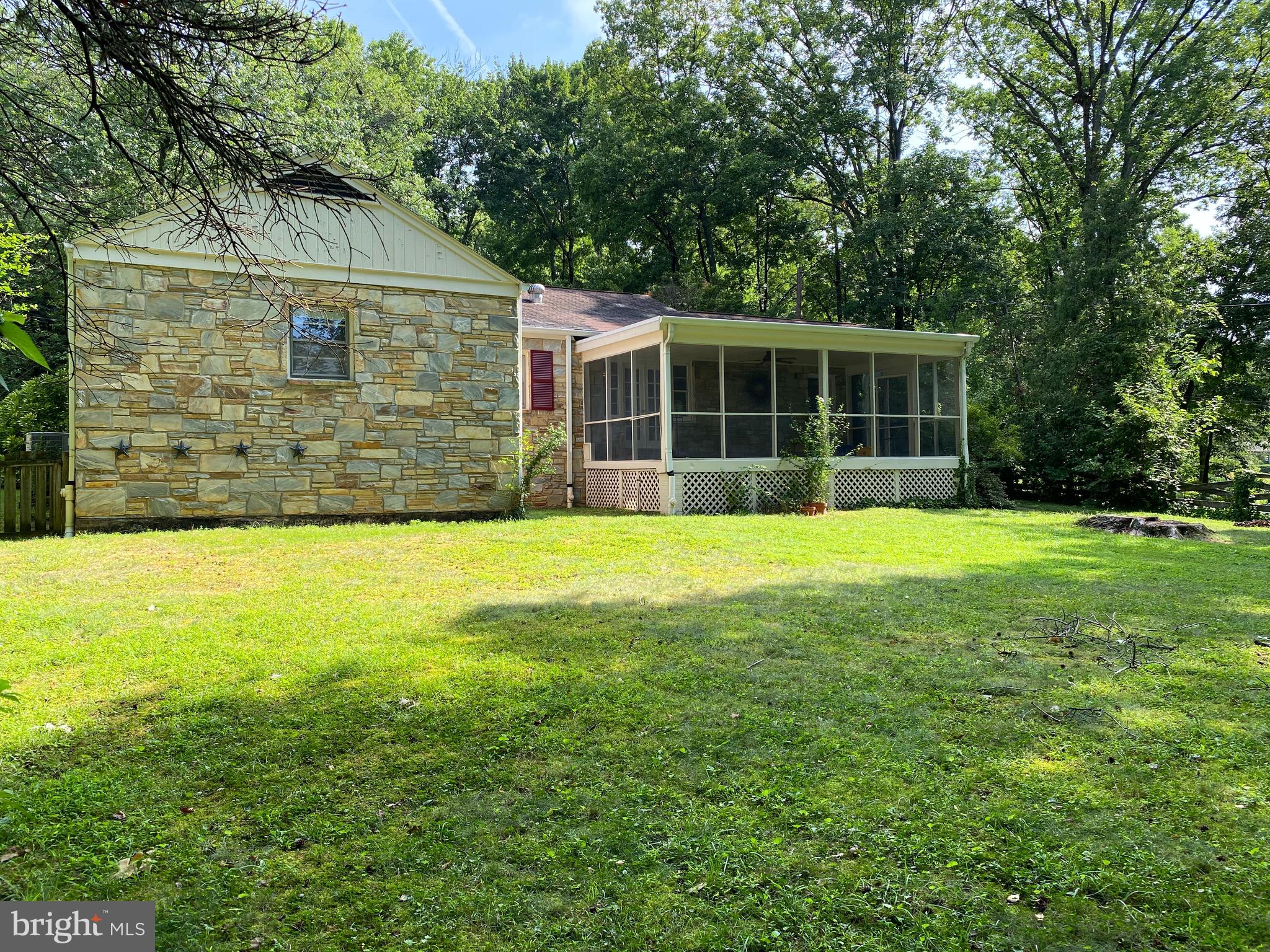 CHAPEL HILL - Residential Lease