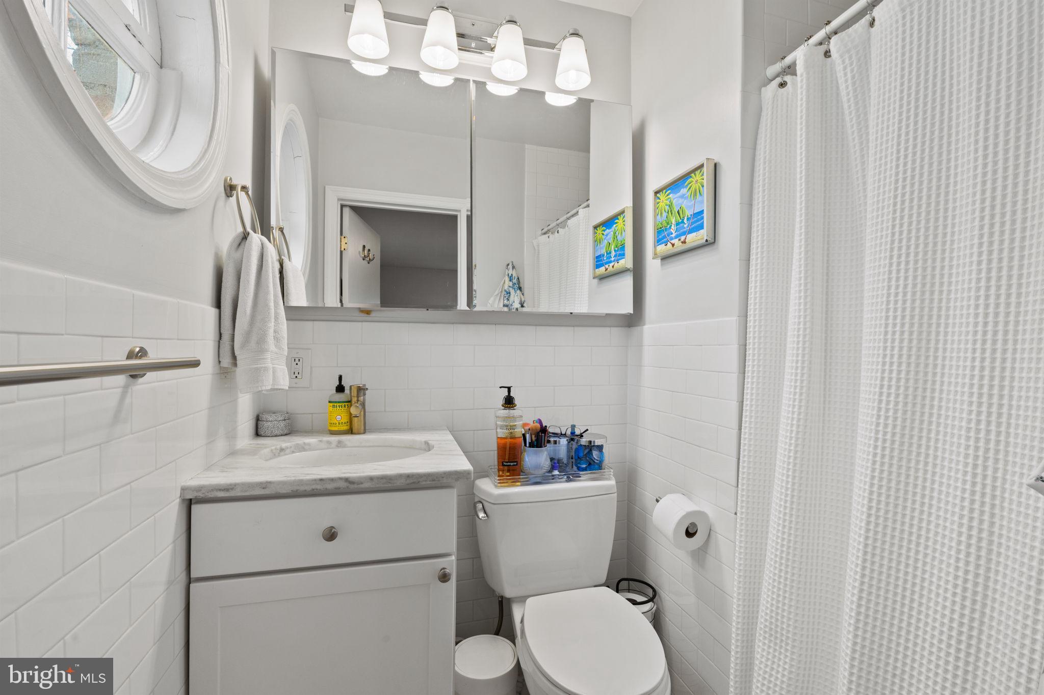 CHAPEL HILL - Residential Lease