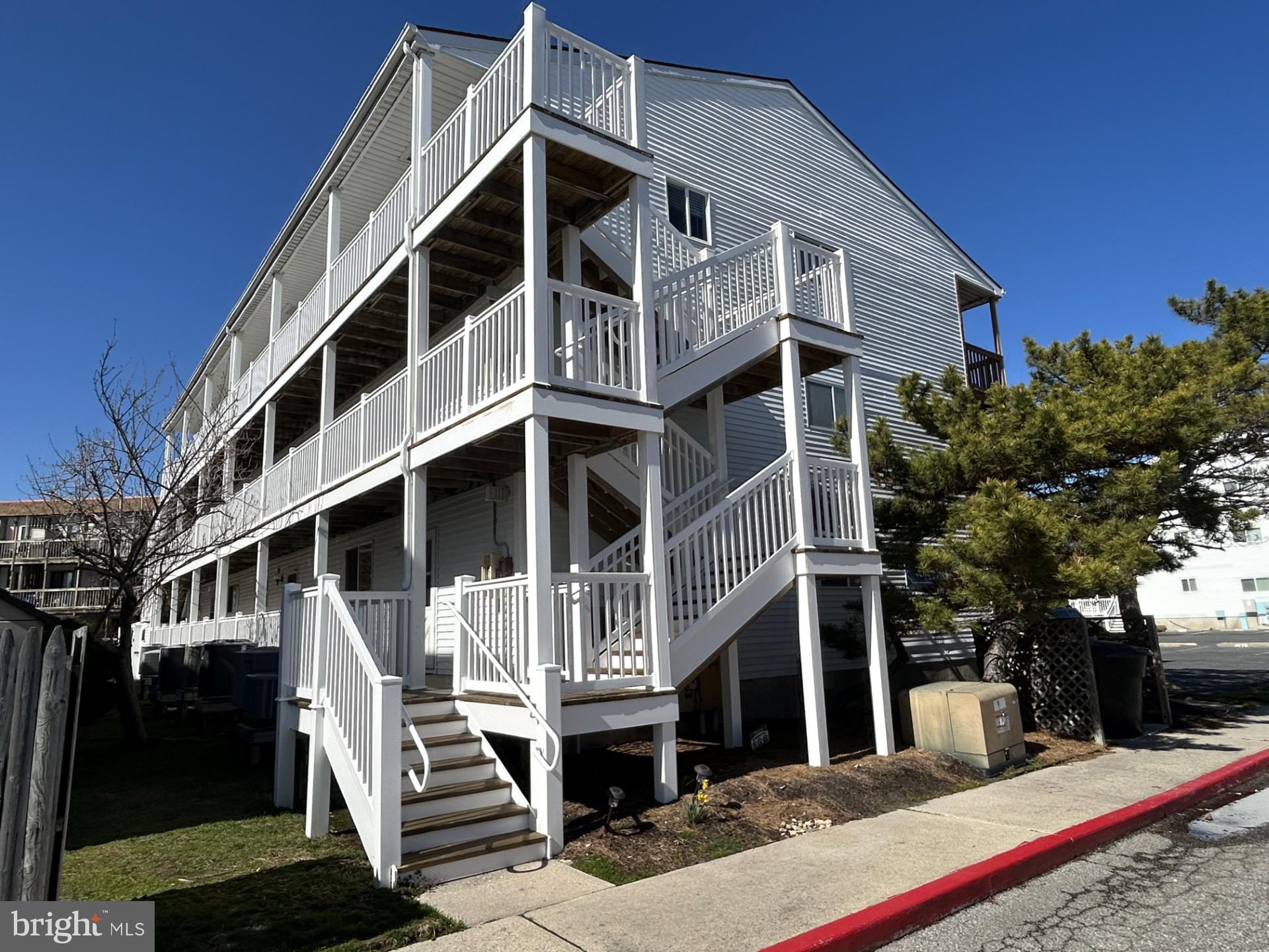 CAINE WOODS - Residential