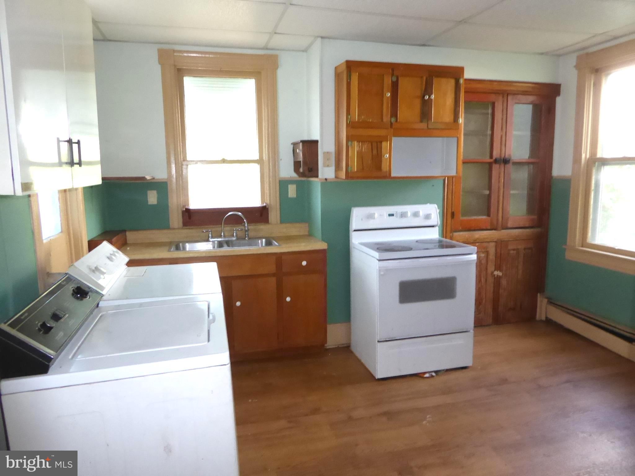 NORTH END - Residential