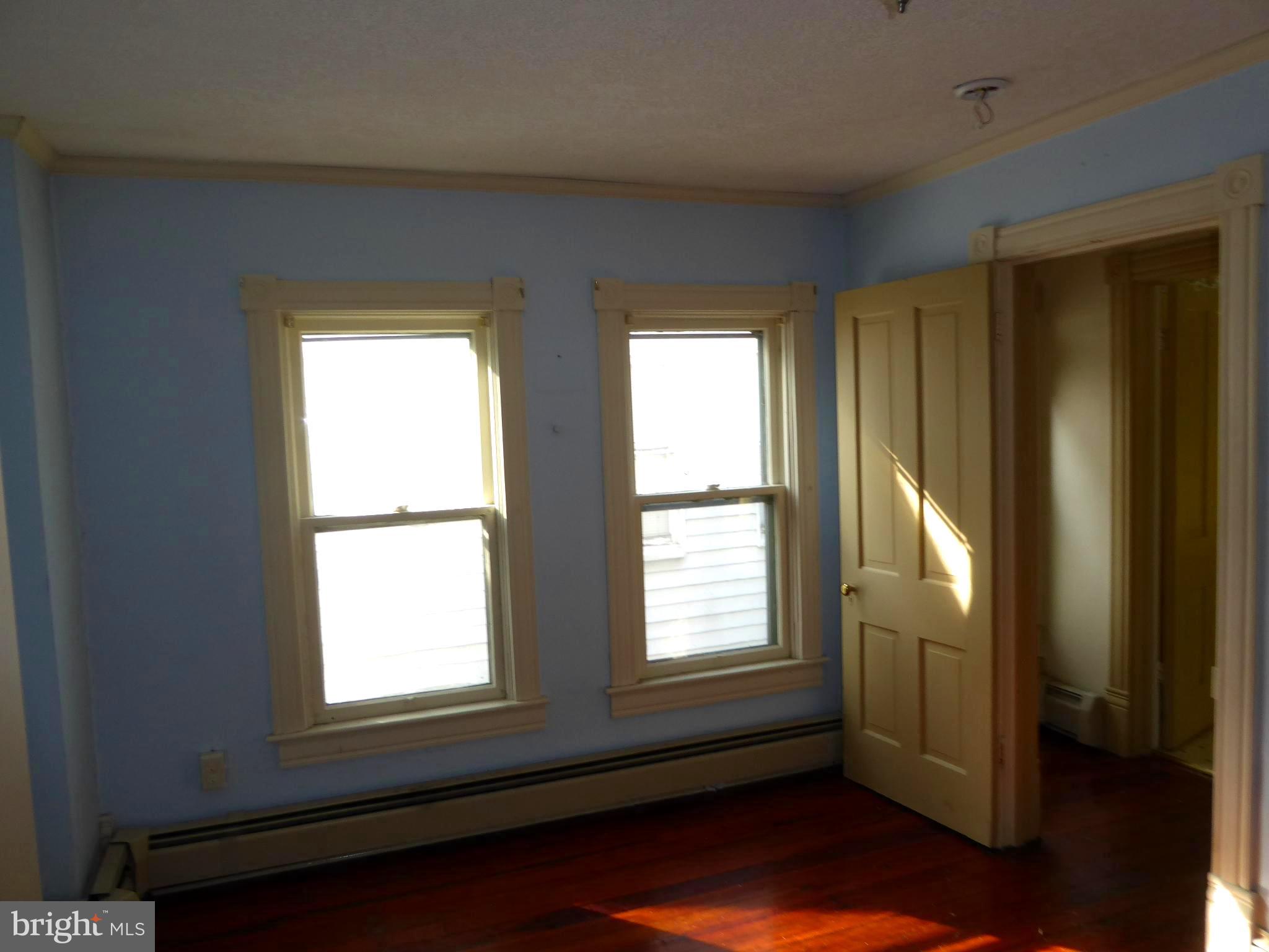 NORTH END - Residential