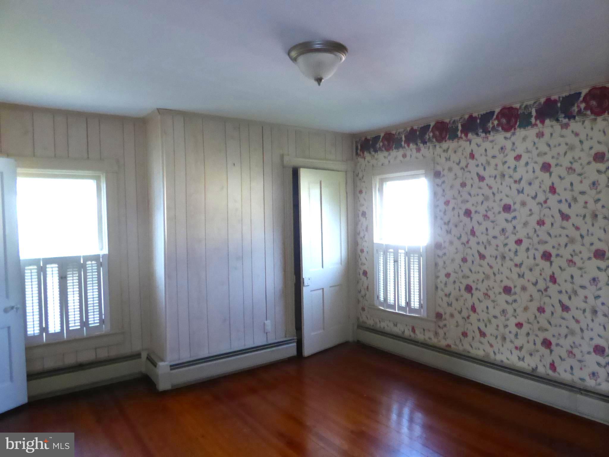 NORTH END - Residential