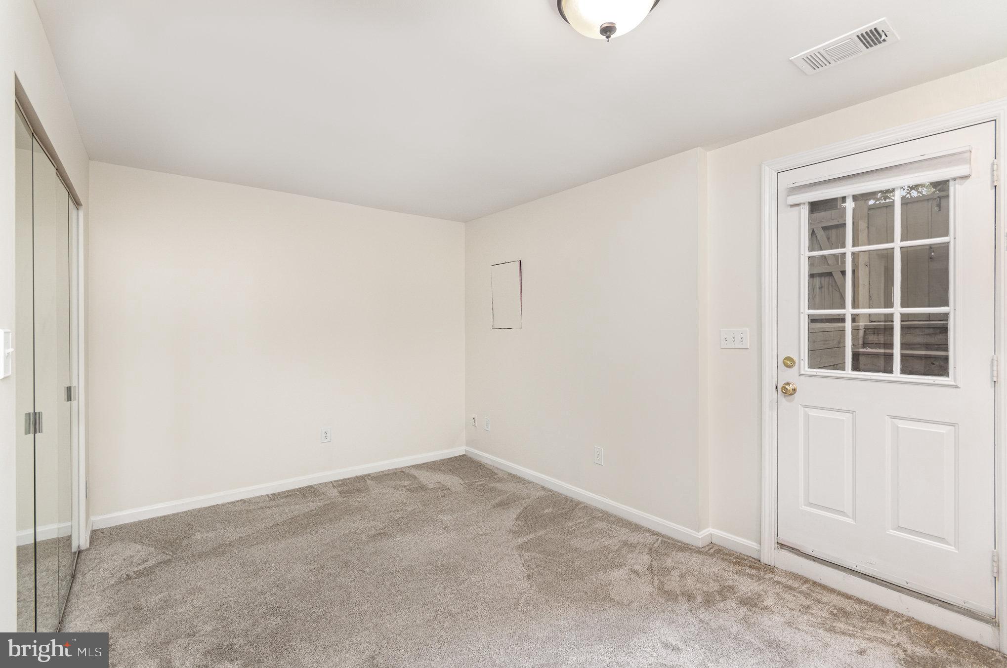 OLD TOWN STATION - Residential Lease