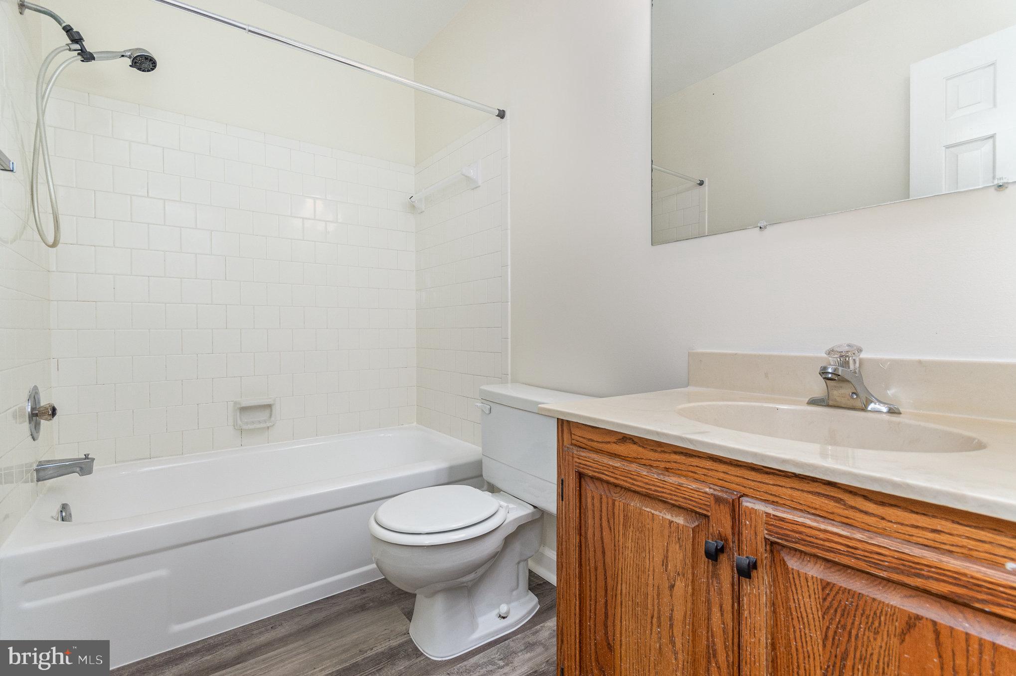 OLD TOWN STATION - Residential Lease